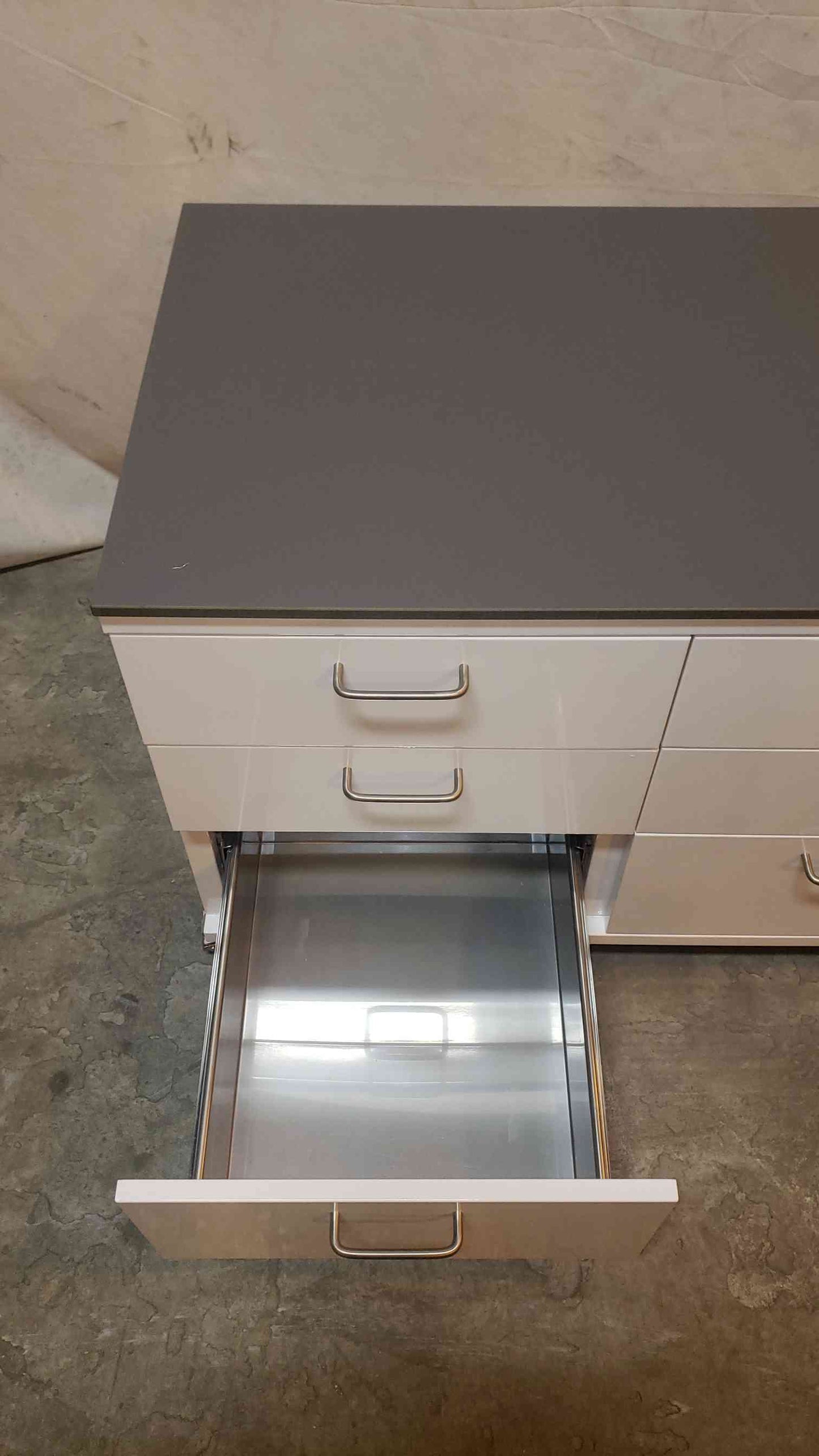 6 Drawer Rolling Casework Metal with Epoxy Top (1143AA)(1143AA)
