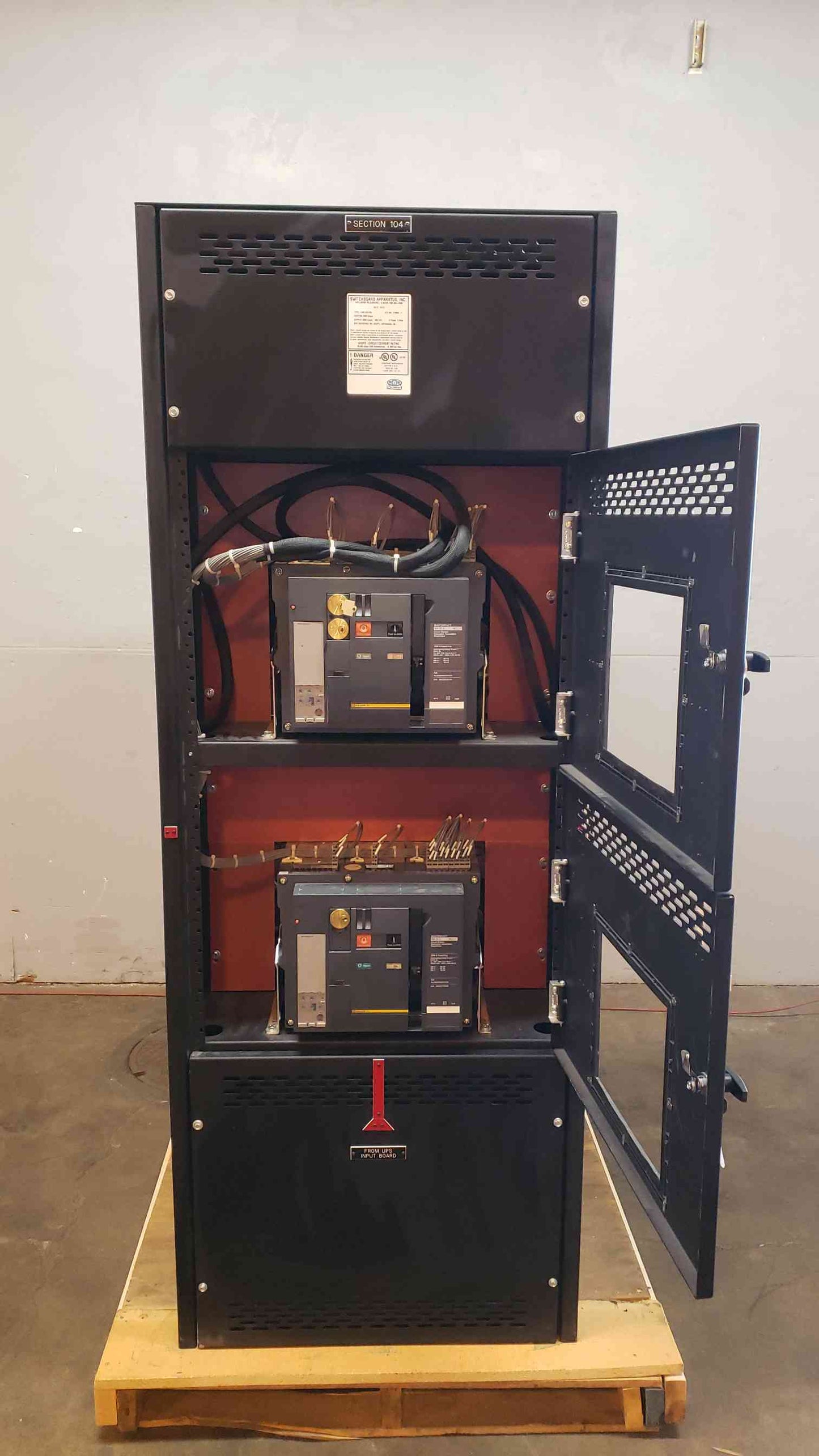 2500A APC Square D Dual Main Breaker Switchgear 2x NW25H WL3GGB33A9CXBXXXXA (100690)(100690)