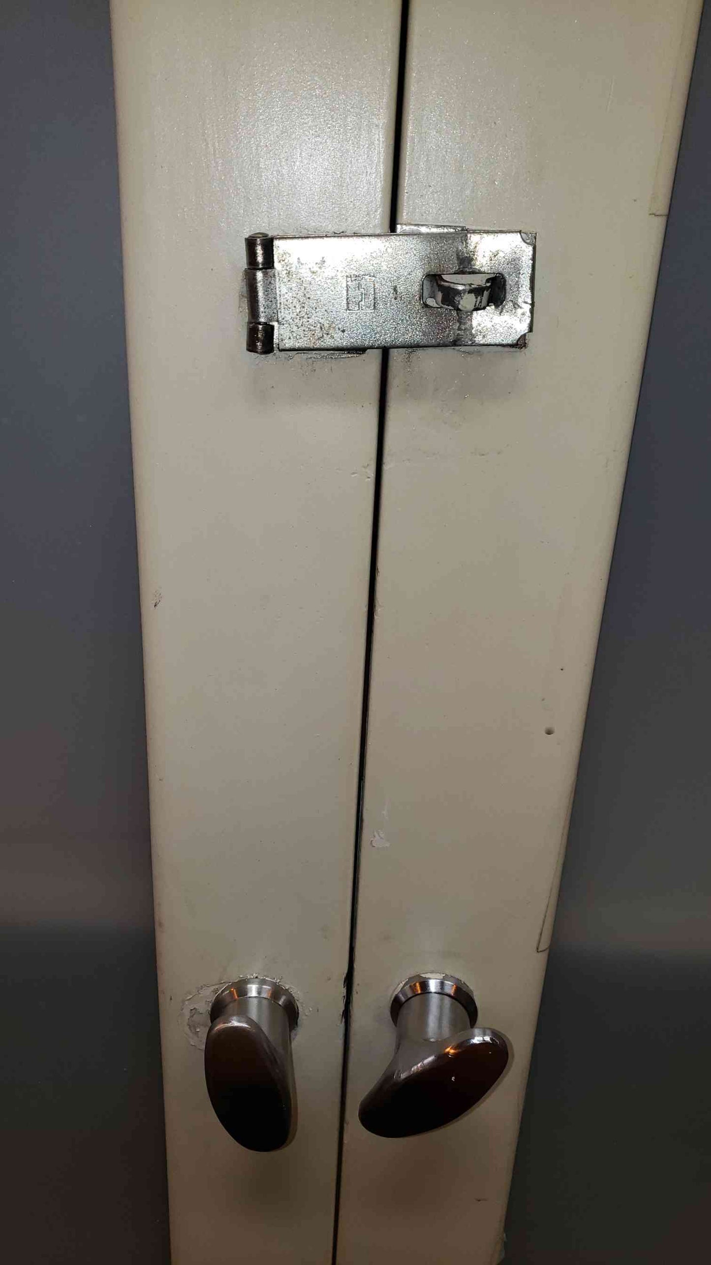 7' Tall Large Lab Storage Cabinet Metal Casework Glass(1381AA)