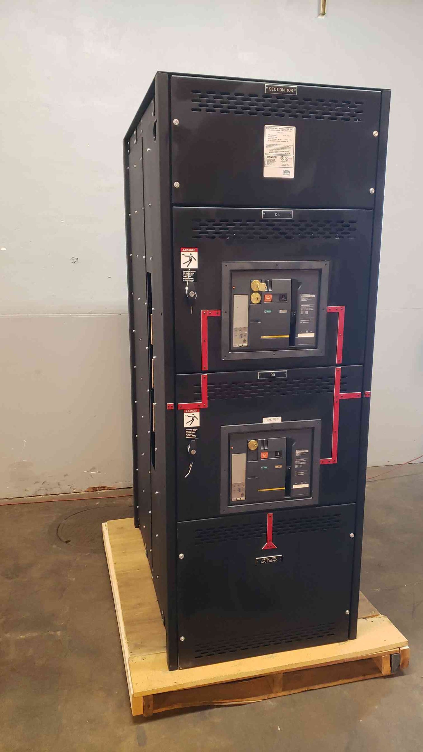 2500A APC Square D Dual Main Breaker Switchgear 2x NW25H WL3GGB33A9CXBXXXXA (100690)(100690)