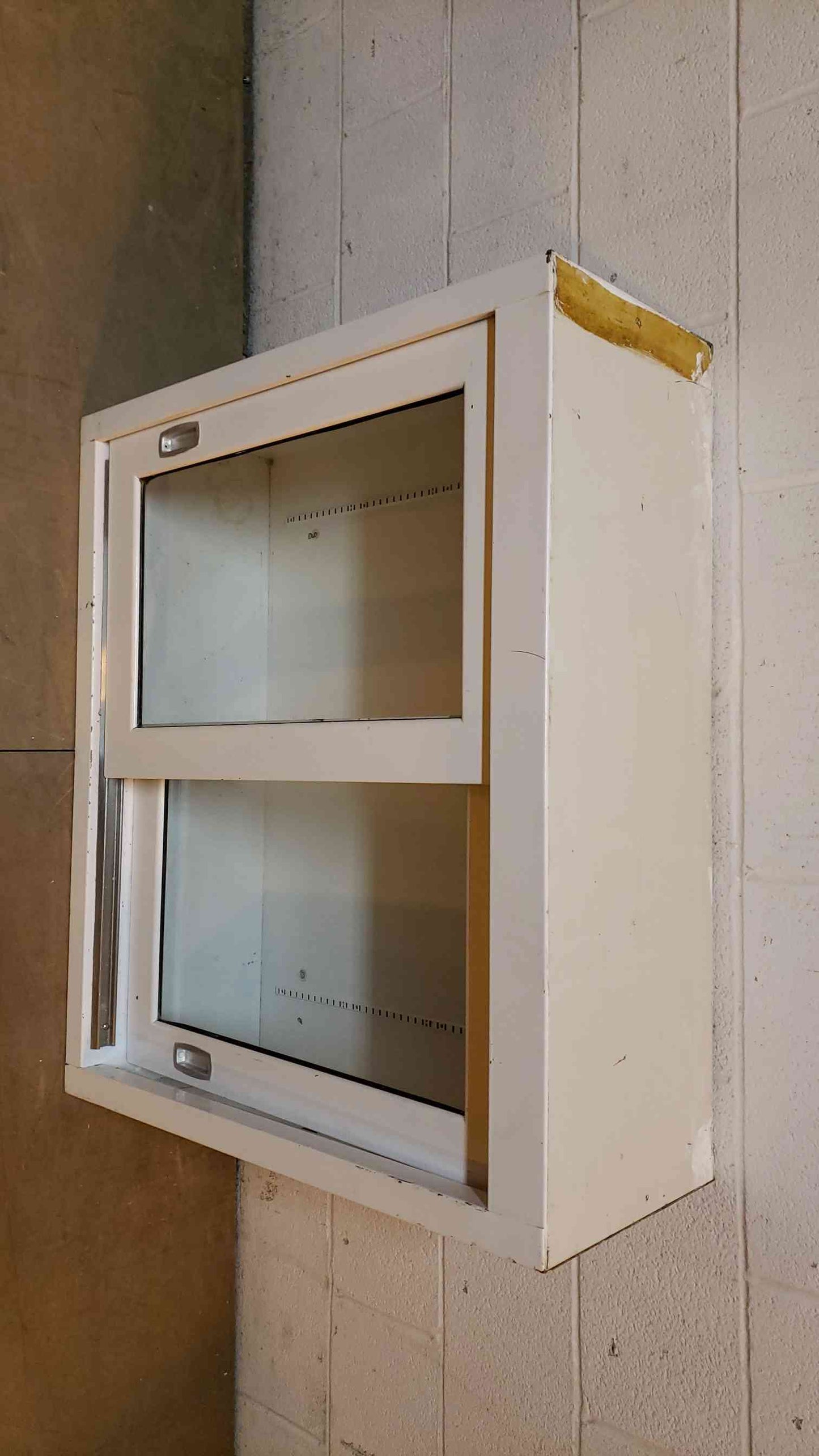 35" Overhead Cabinet (Q16678)(Q16678)