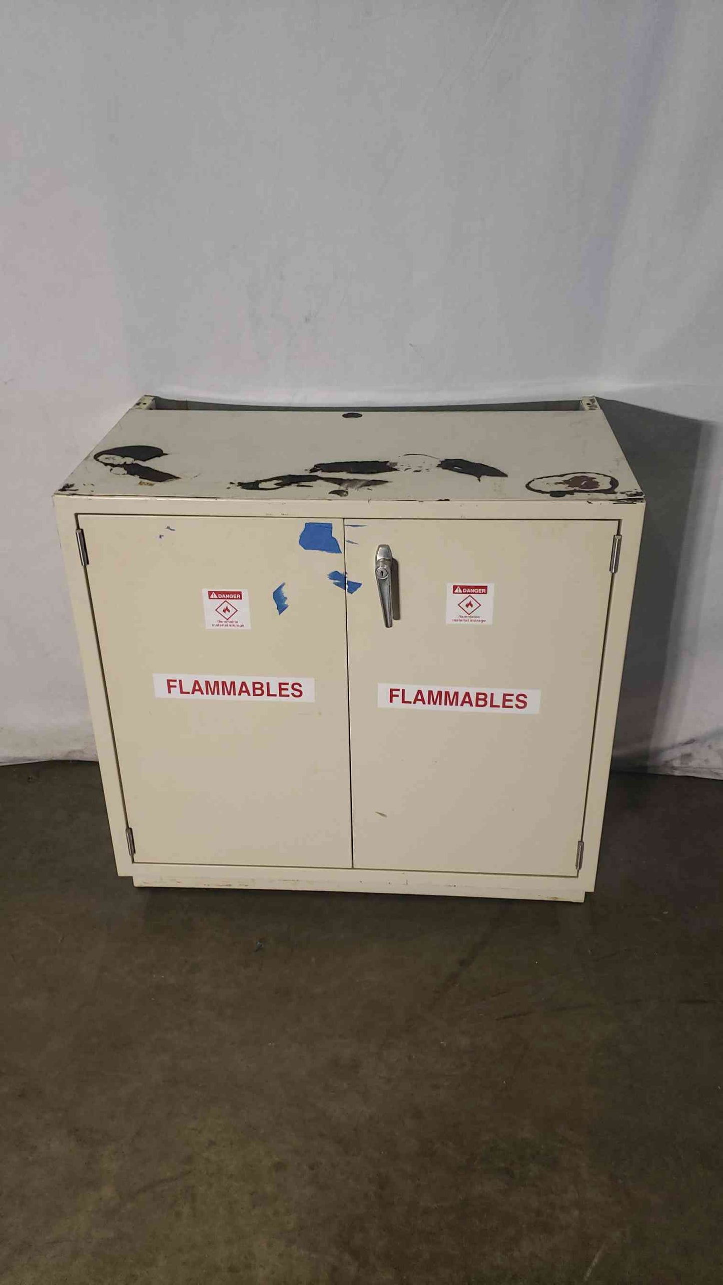 36x22x35 Flammable Tan Cabinet(100156)