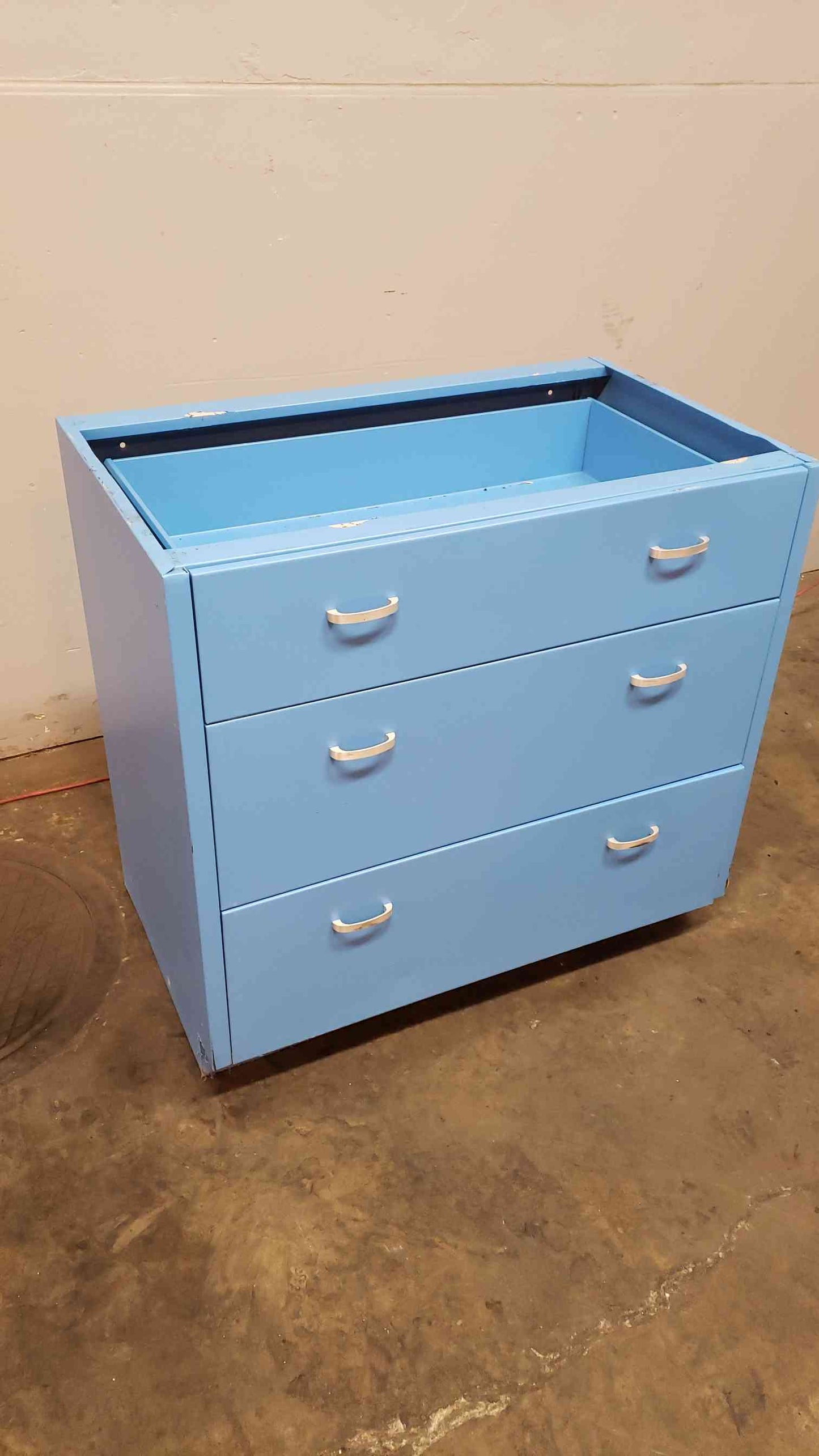 Blue 3' Duralab Casework W/ 3 Drawers(100788)