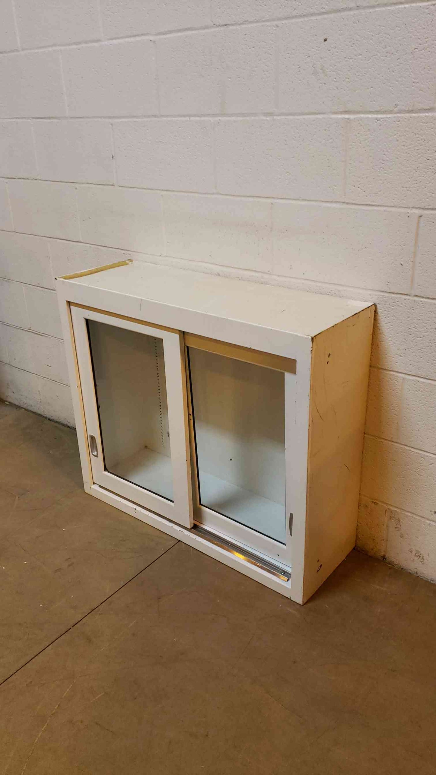 35" Overhead Cabinet (Q16678)(Q16678)