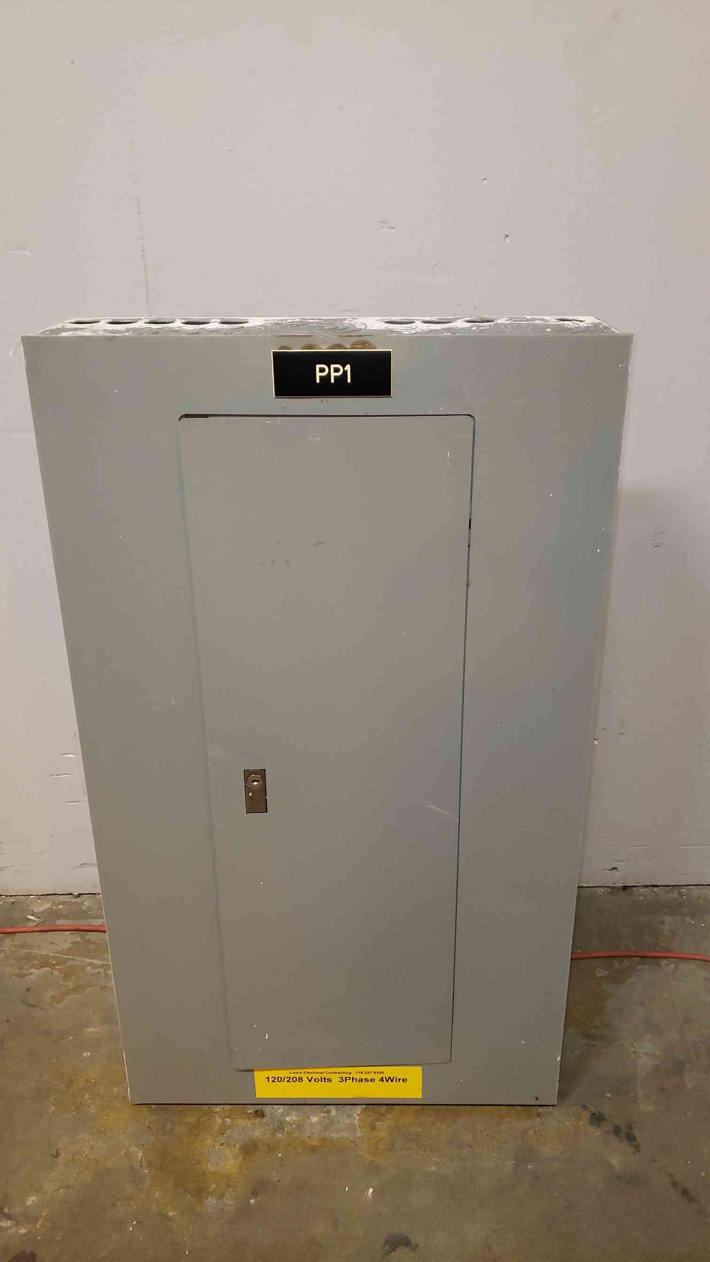 225A NQOD Square D Panel Board 208/120/240v MHC35S LOADED(100289)