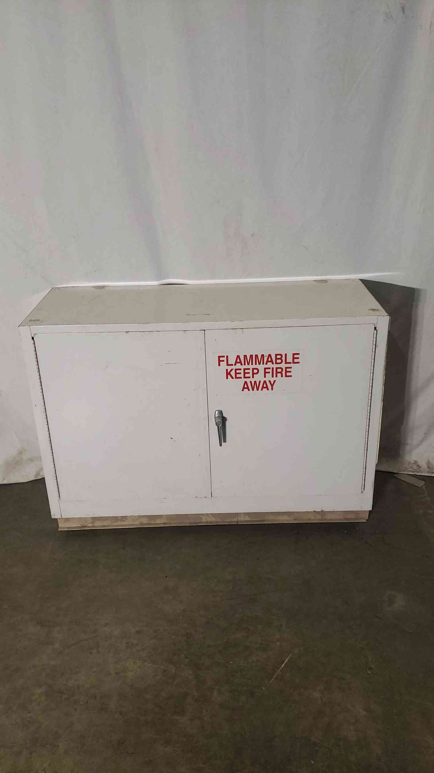 48x18x35 Flammable Cabinet(100145)