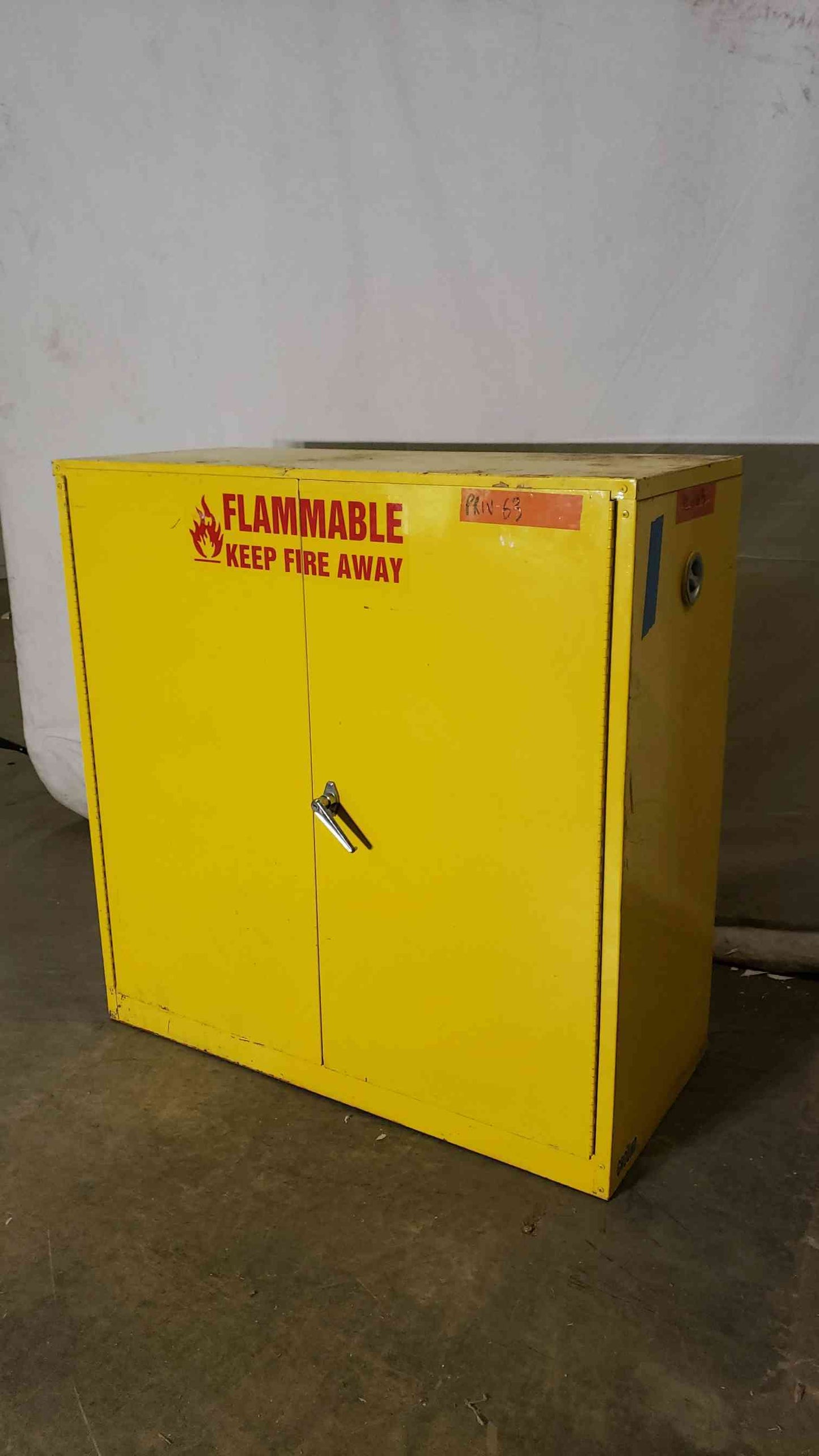 44x20x45 Yellow Flammable Cabinet(100256)
