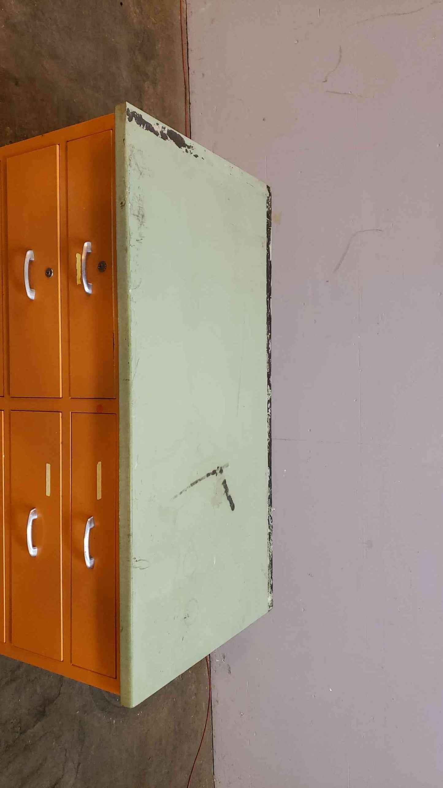 4' Kewaunee Fume Hood Base (100003)(100003)