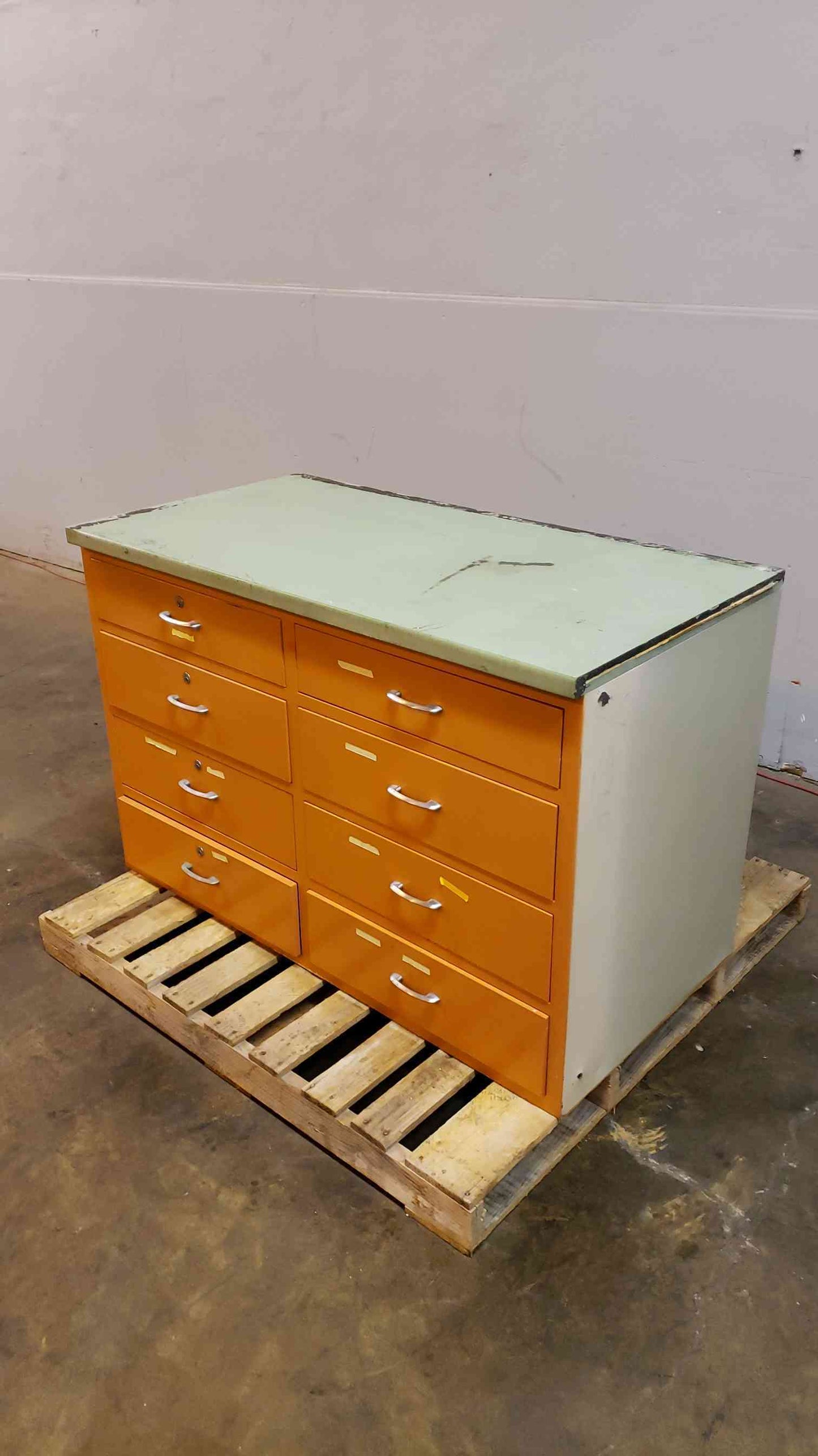 4' Kewaunee Fume Hood Base (100003)(100003)