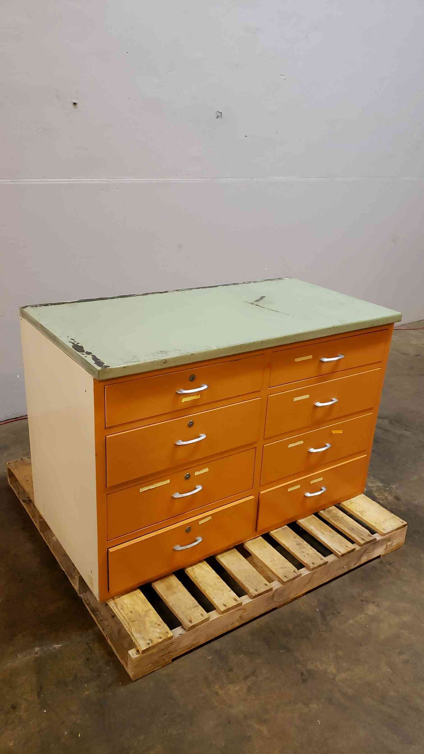 4' Kewaunee Fume Hood Base (100003)(100003)