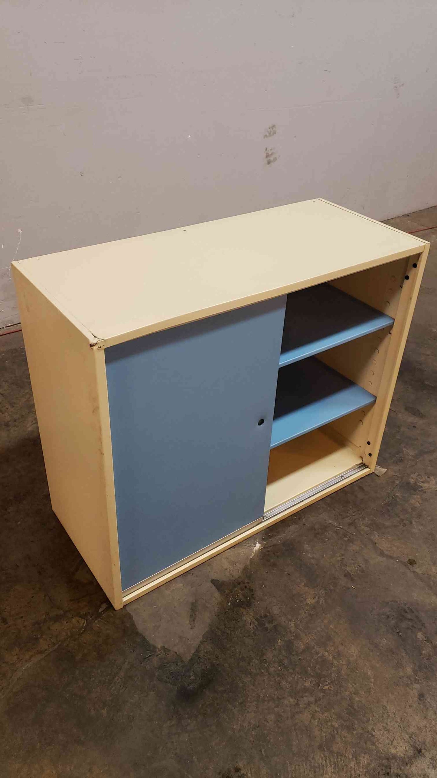 3' Blue and Tan Overhead Lab Casework Cabinet Metal(100996)