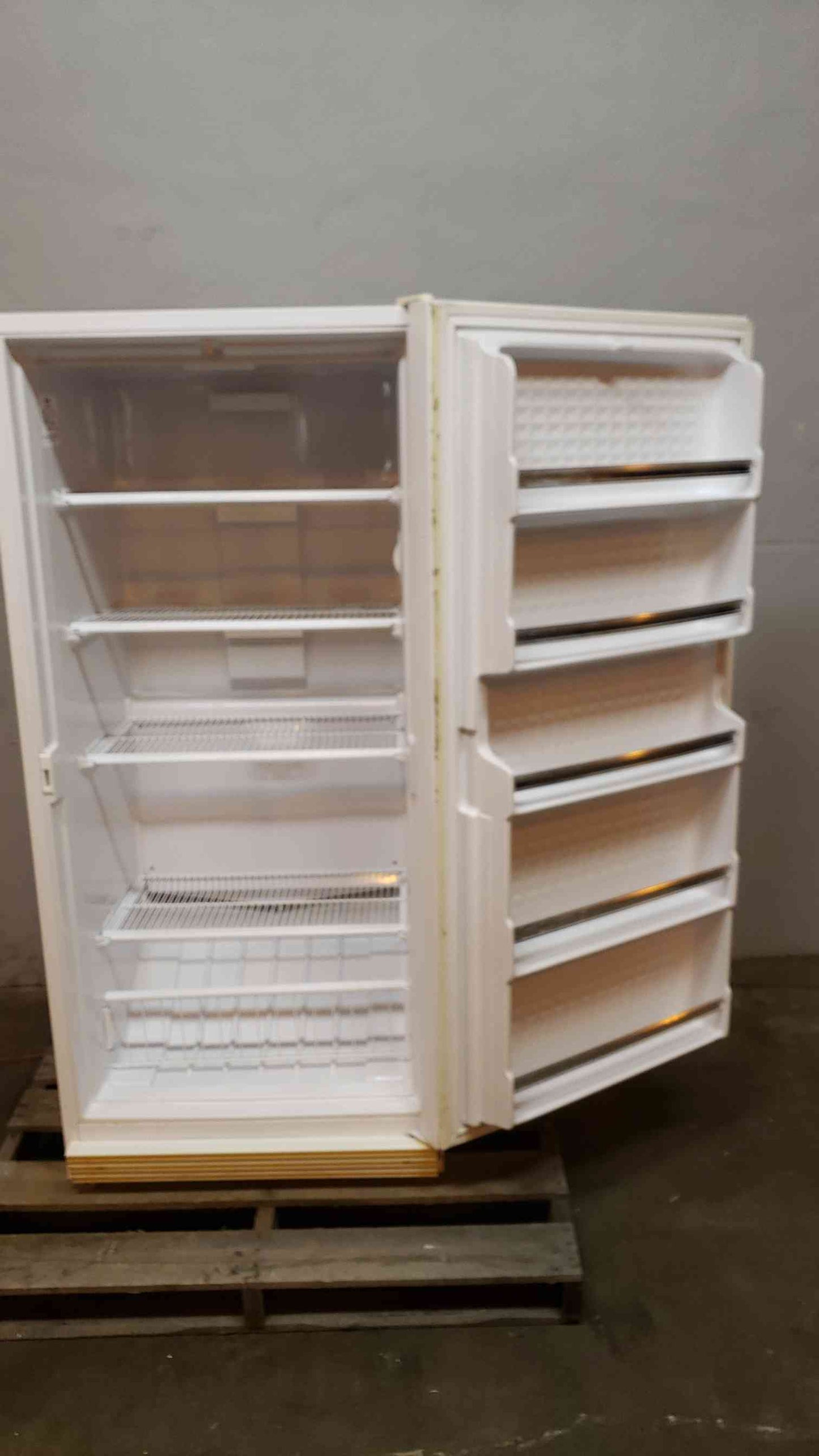 TESTED Wood's Household Freezer F17WUA -20 DEGREES (SKU: 1939AA)(1939AA)