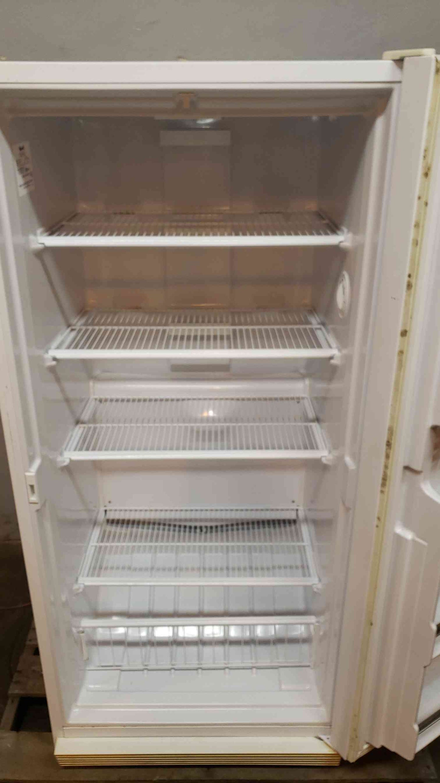 TESTED Wood's Household Freezer F17WUA -20 DEGREES (SKU: 1939AA)(1939AA)