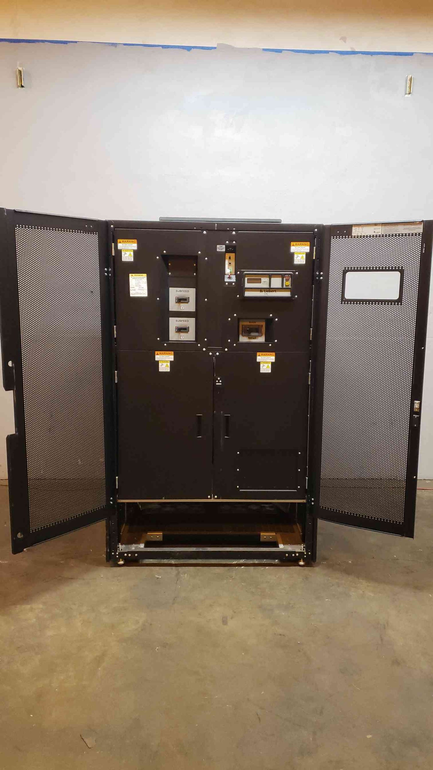 Liebert 150KVA PDU FPA22C832B 480x208/120v(101063)