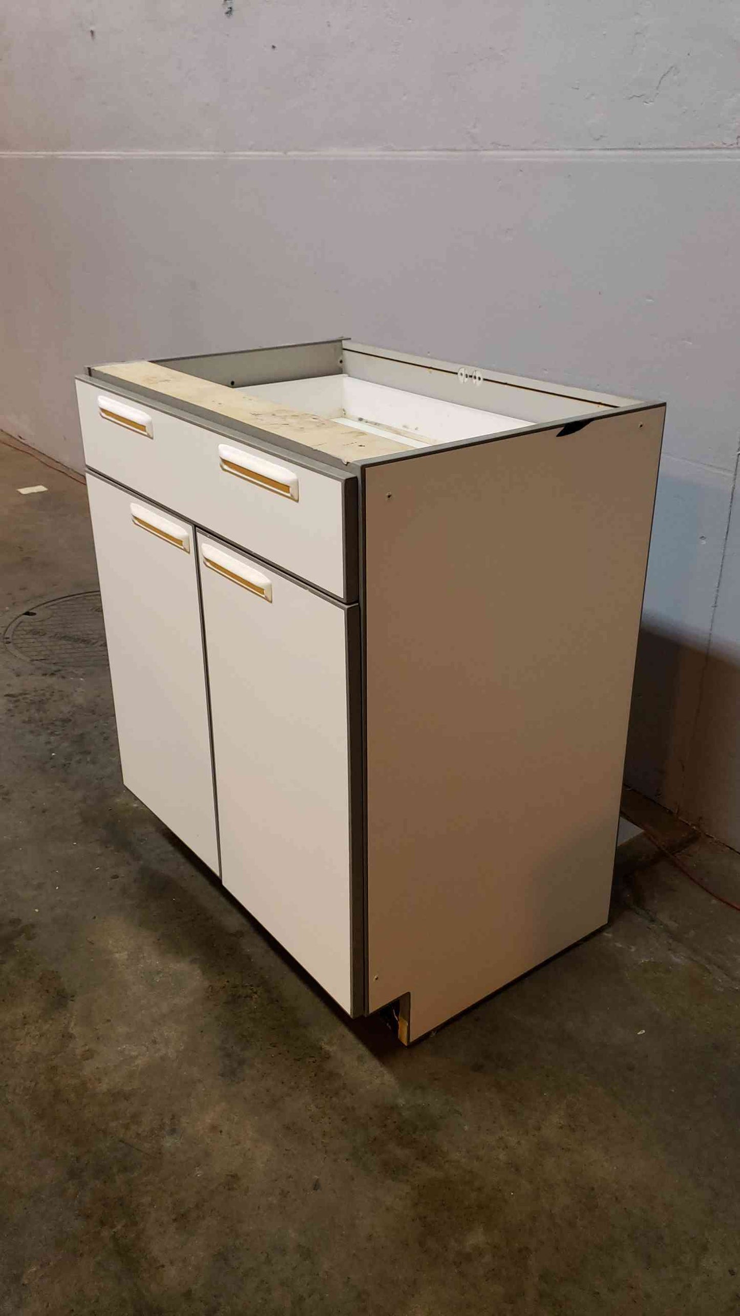 30" Wooden Casework(Q17003)