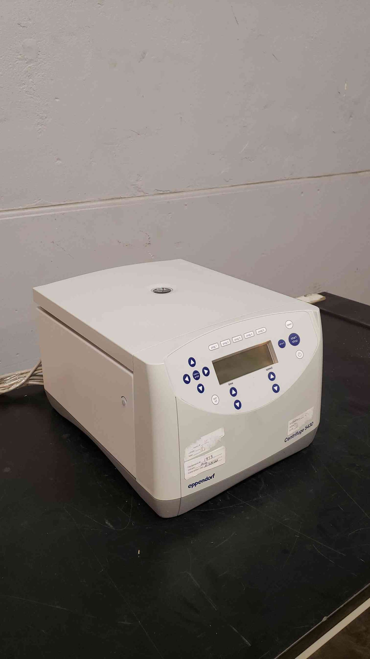 Eppendorf Centrifuge 5430 (SKU: 3896AA)