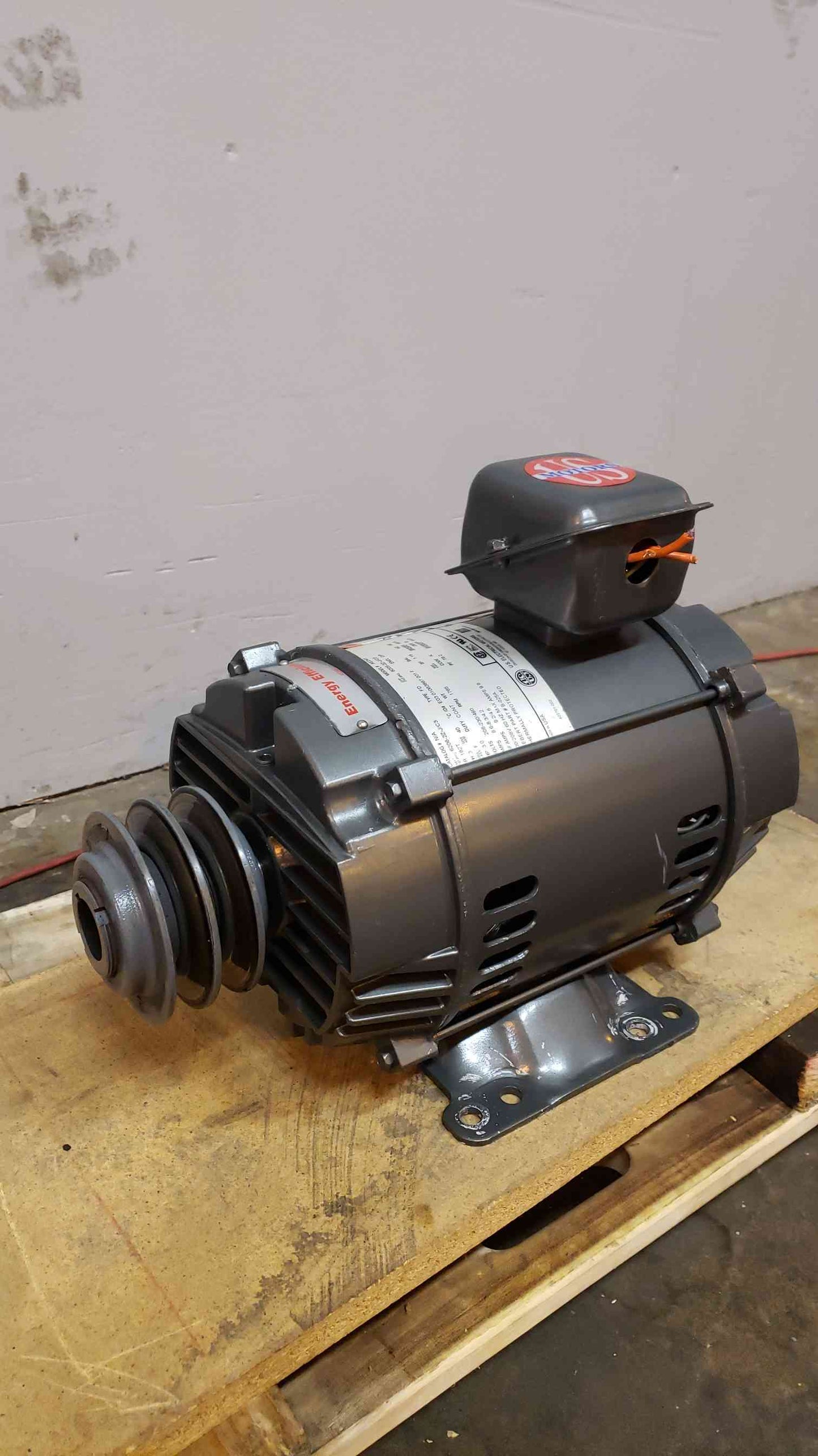3HP US MOTORS 208230/460V 3 Phase Motor AE24Y(100880)
