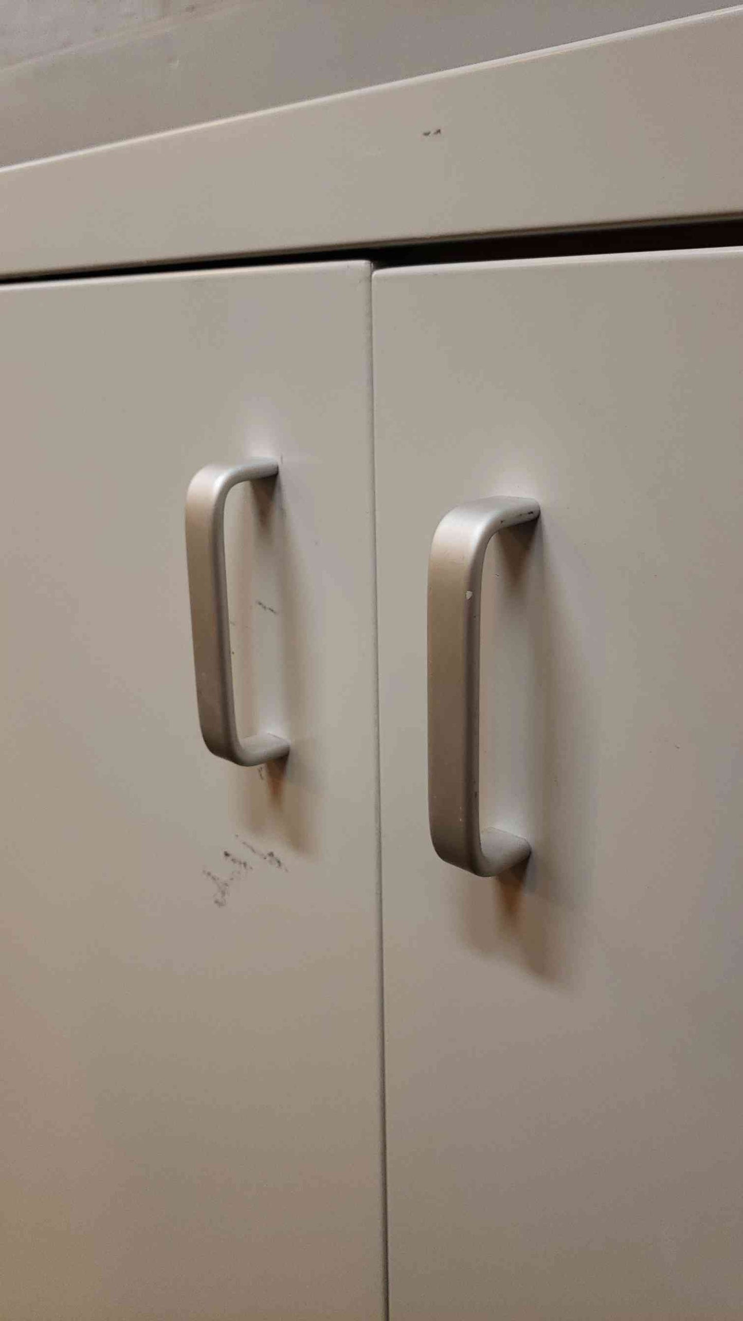 48x22x35 White 2 Door Casework