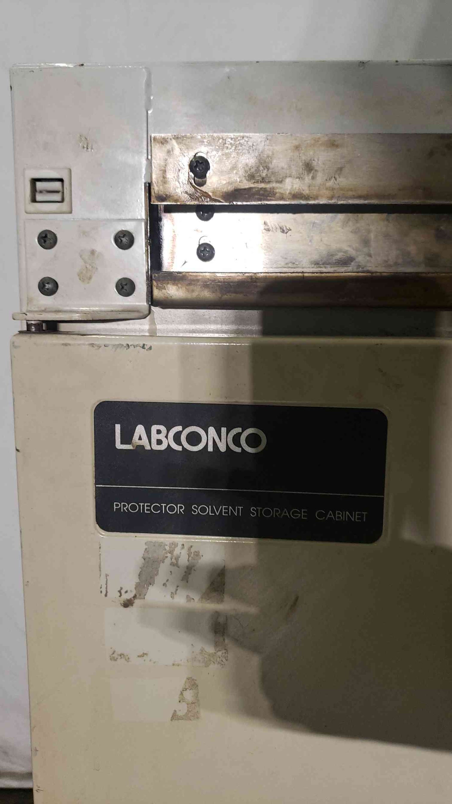 47x22x35 Labconco Flammable Cabinet(100161)