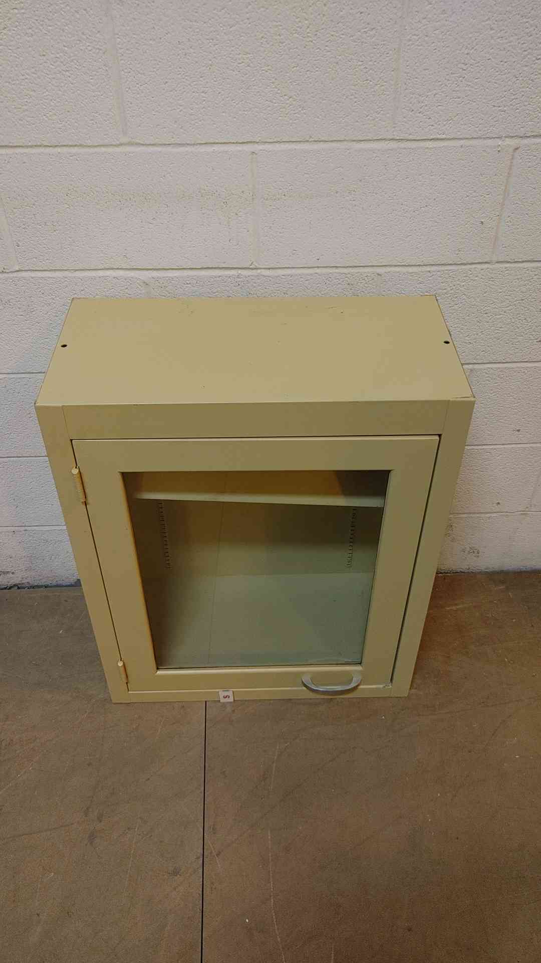 24" Duralab Overhead Cabinet (Q16624)(Q16624)
