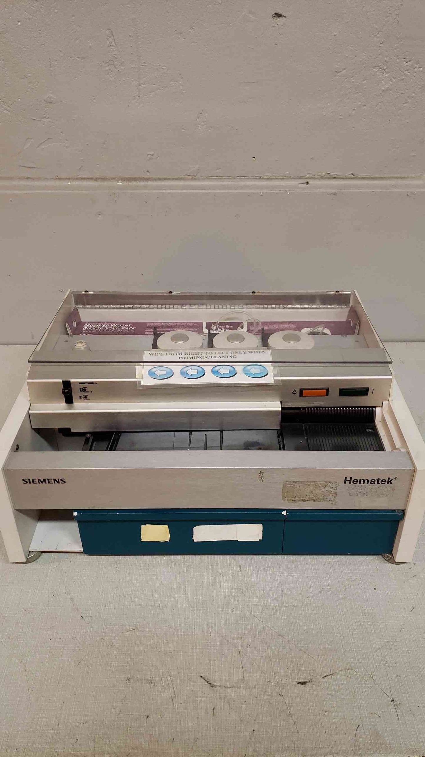 Siemens Hematek Slide Stainer 4488C203114 NOT WORKING(for parts ).