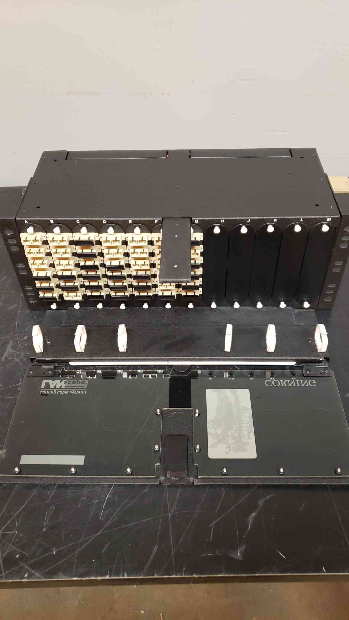 *Pickup Only* Corning Lanscape Cable Box CCH-04U 4U Patch Panel w/ Bulk Heads (SKU: 5493AA)(5493AA)