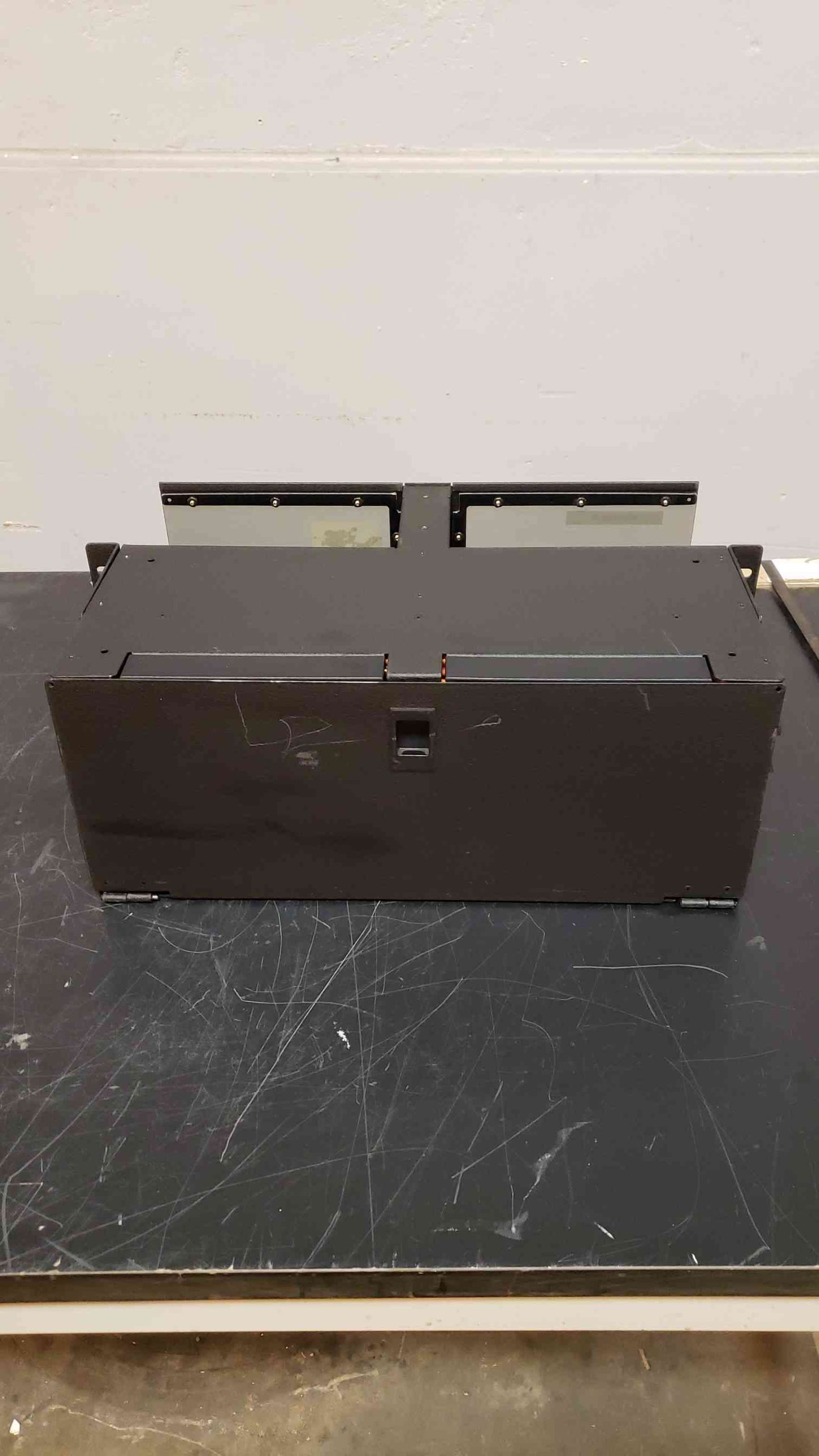 *Pickup Only* Corning Lanscape Cable Box CCH-04U 4U Patch Panel w/ Bulk Heads (SKU: 5493AA)(5493AA)