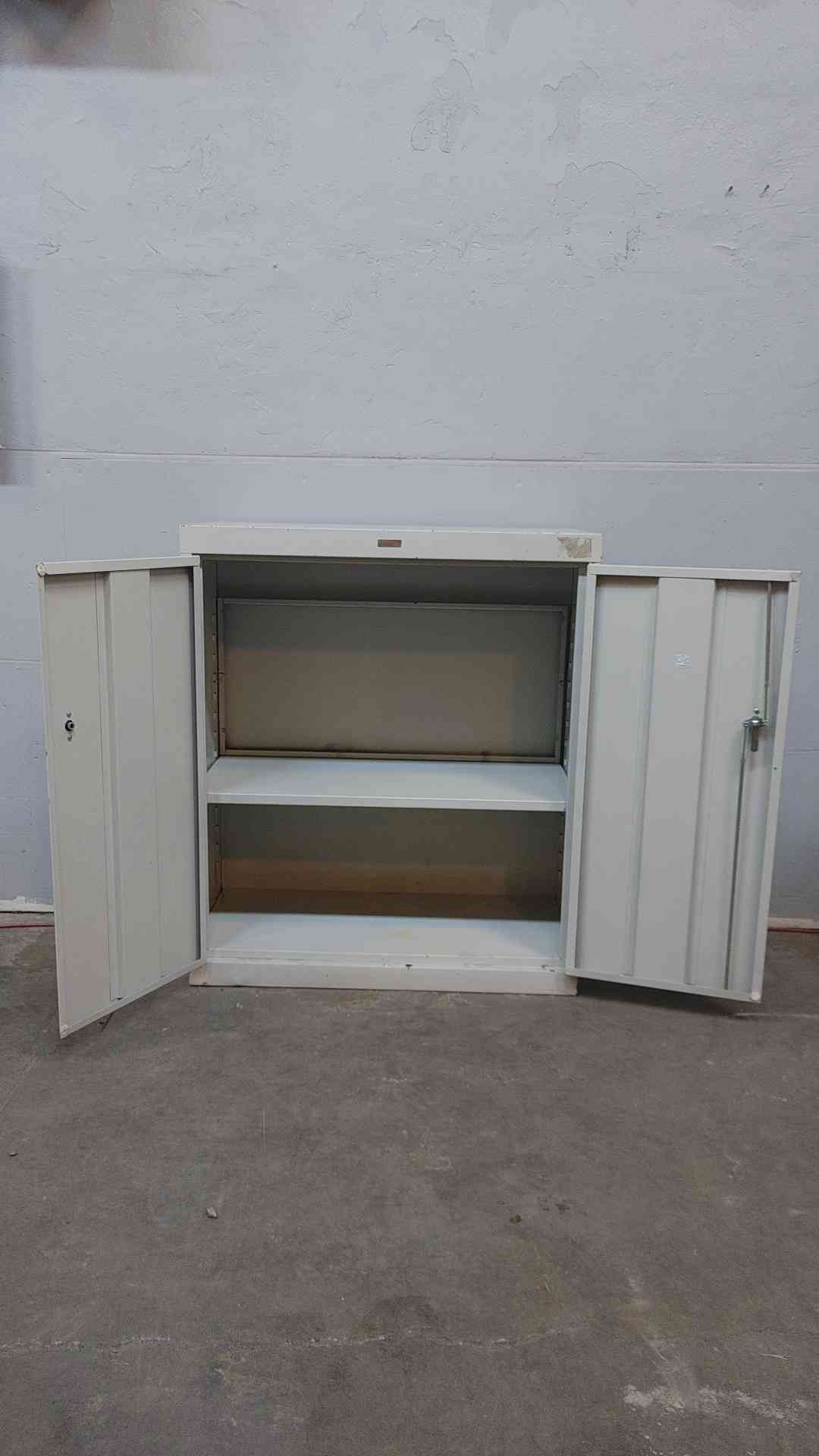36x18x42 Compact Metal Storage Cabinet Lockable(S6LLST4624)