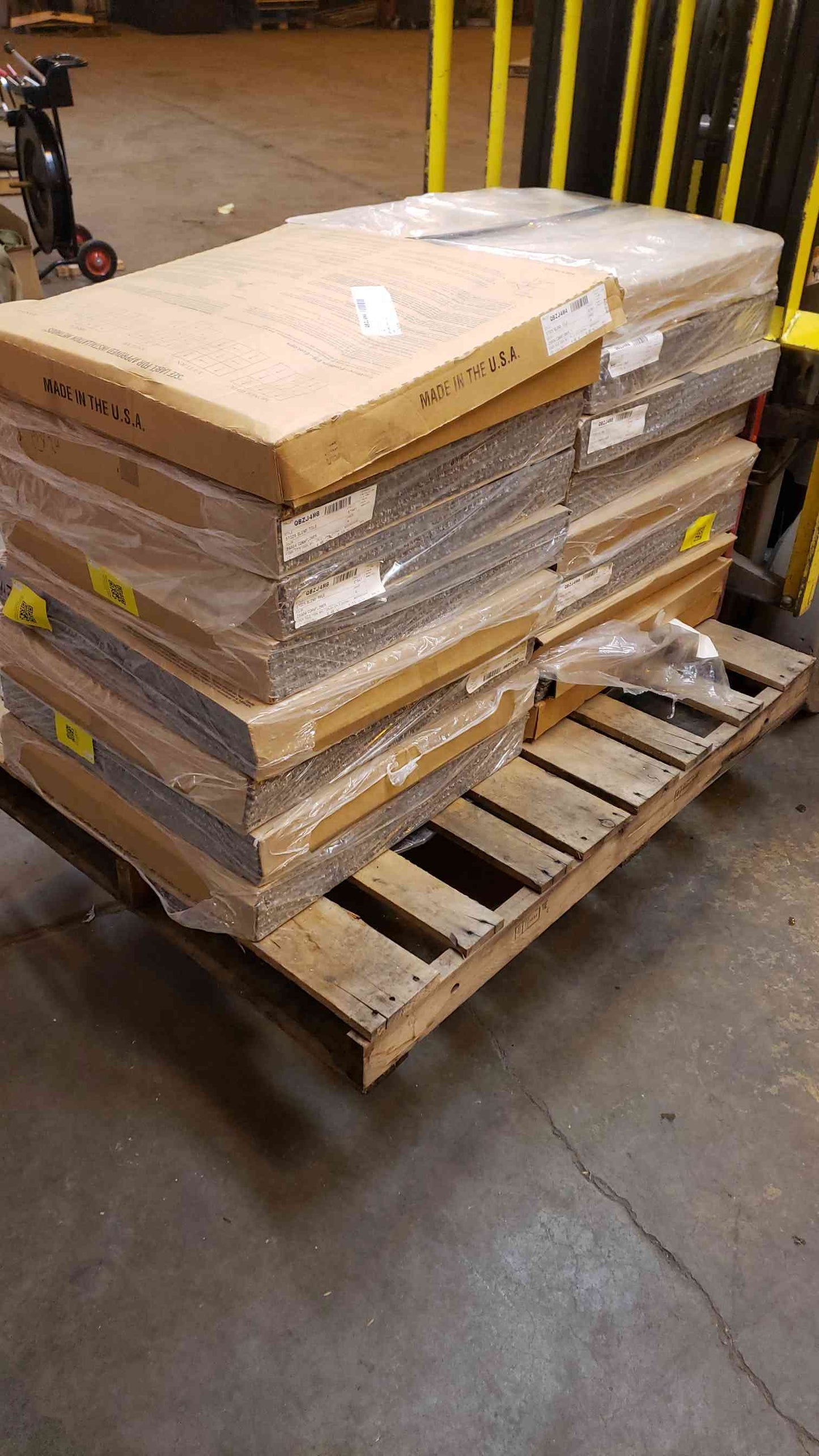 Lot of Carpet Squares NEW (SKU: 101141)(101141)