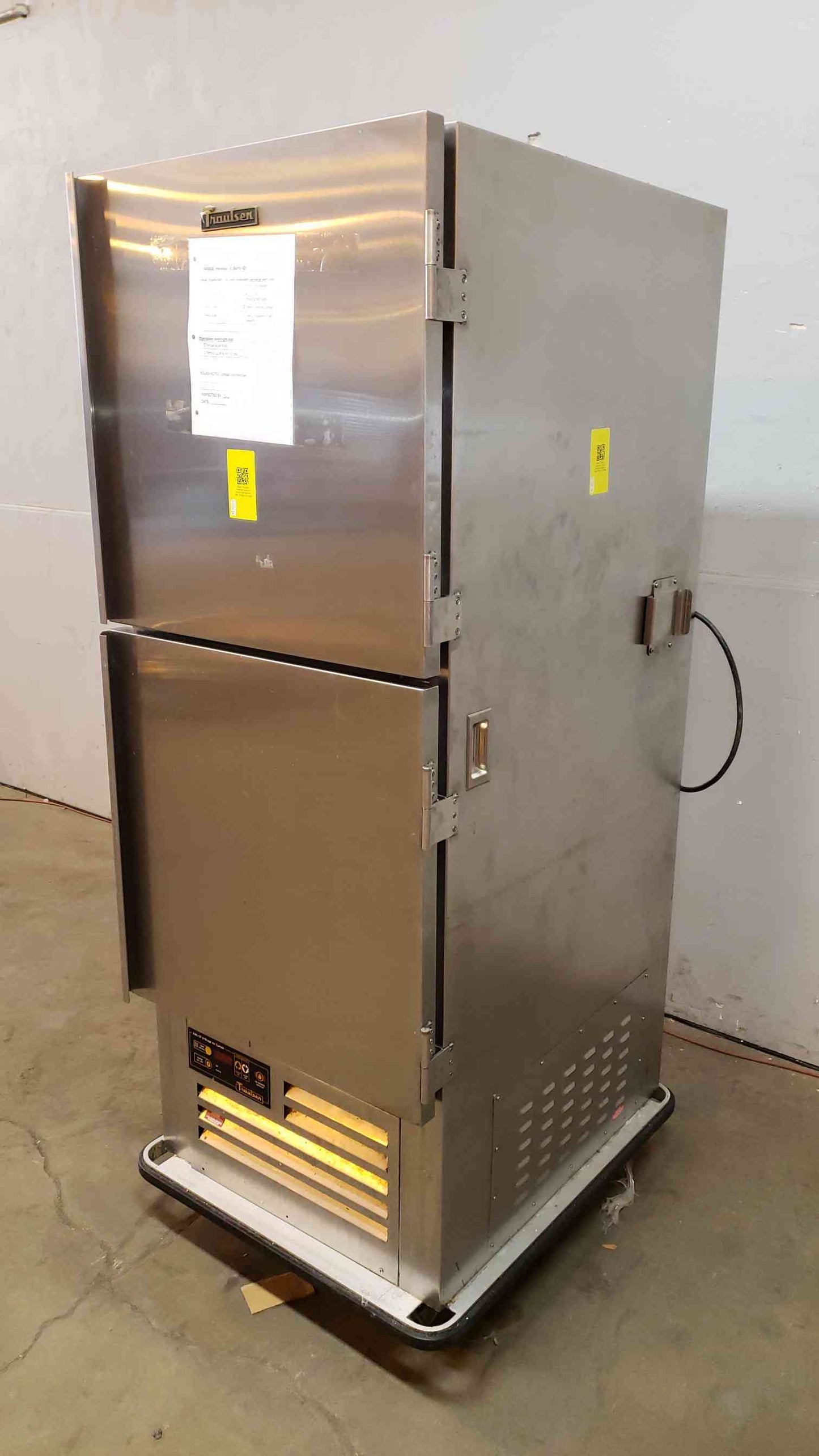 Traulsen Stainless Steel Air Curtain Refrigerator RAC-37 (SKU: 3512AA)(3512AA)