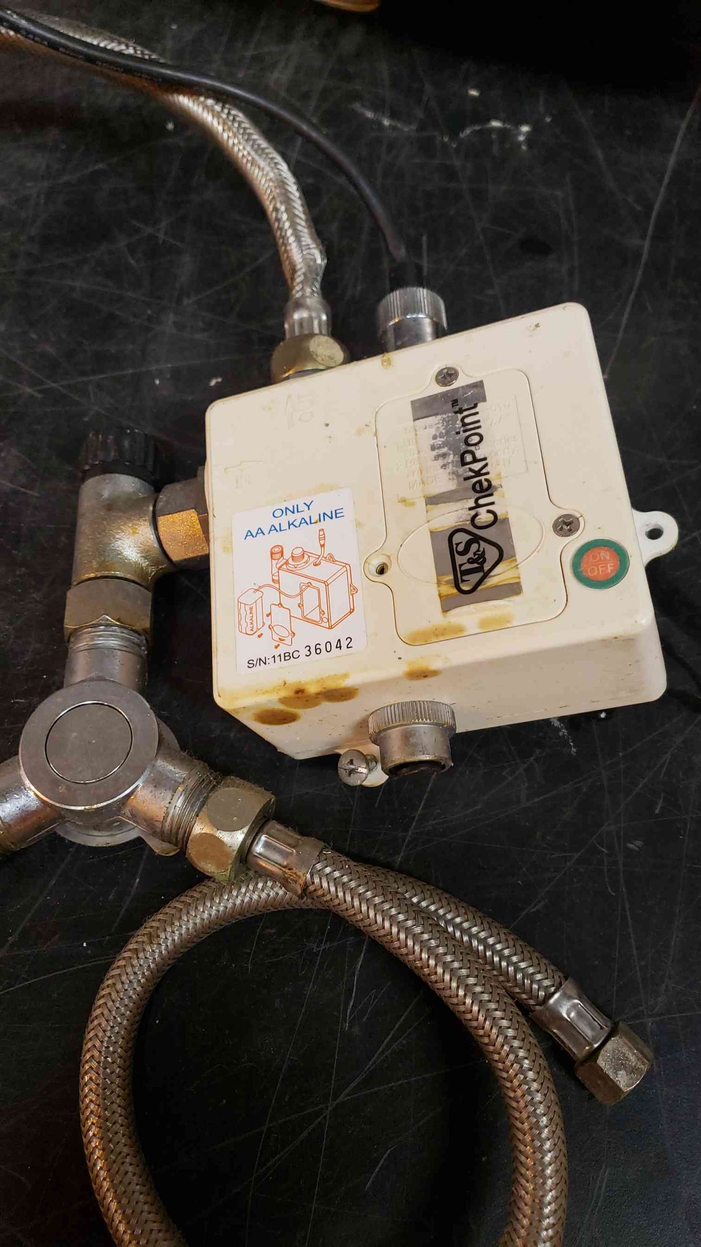 *Pickup Only* Stainless Hand Sink by Advance Tabco (SKU: 3540AA)(3540AA)