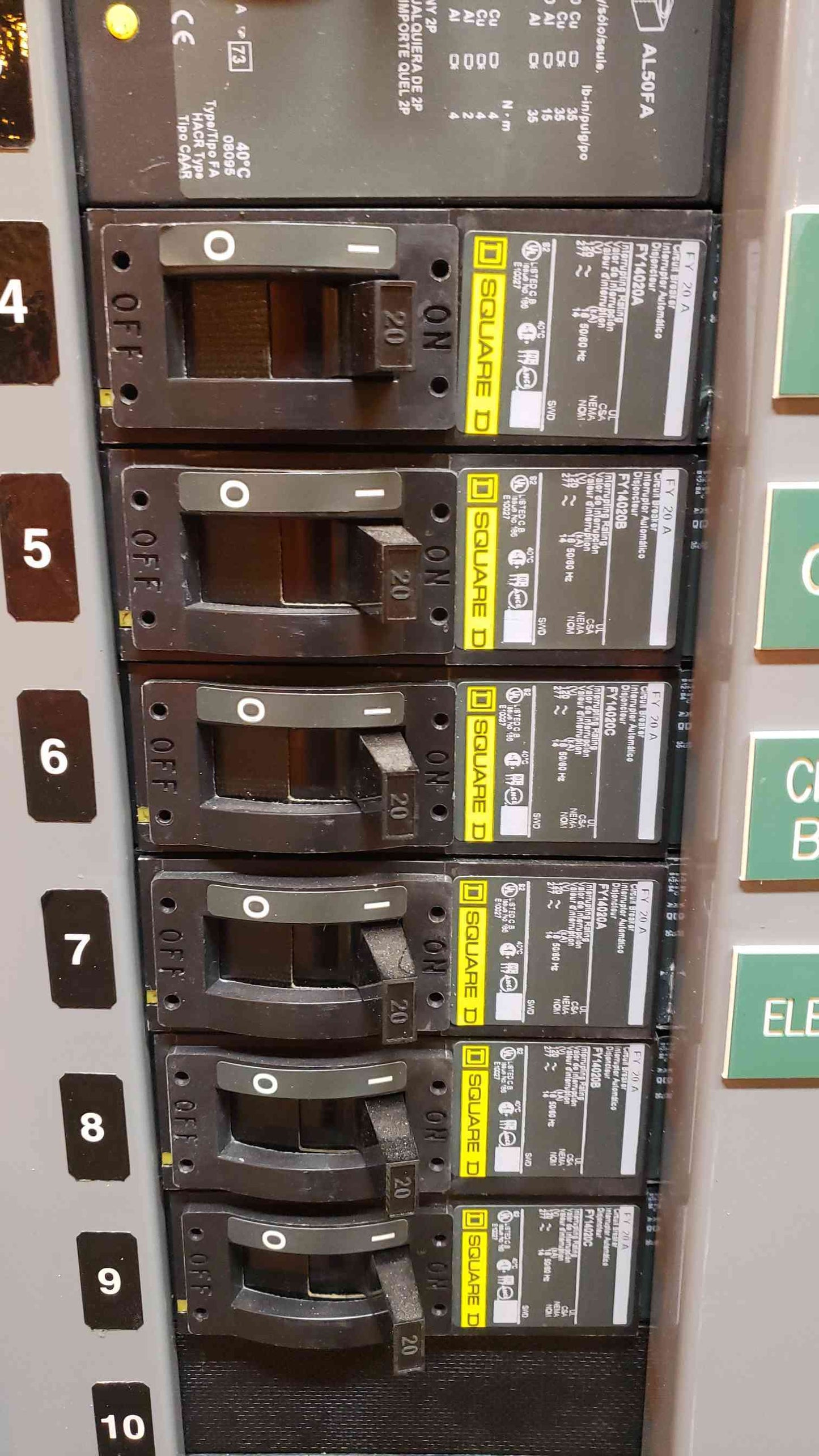 Square D I-Line 225A Panelboard 120/208V with 14 Installed Breakers (101264)(101264)
