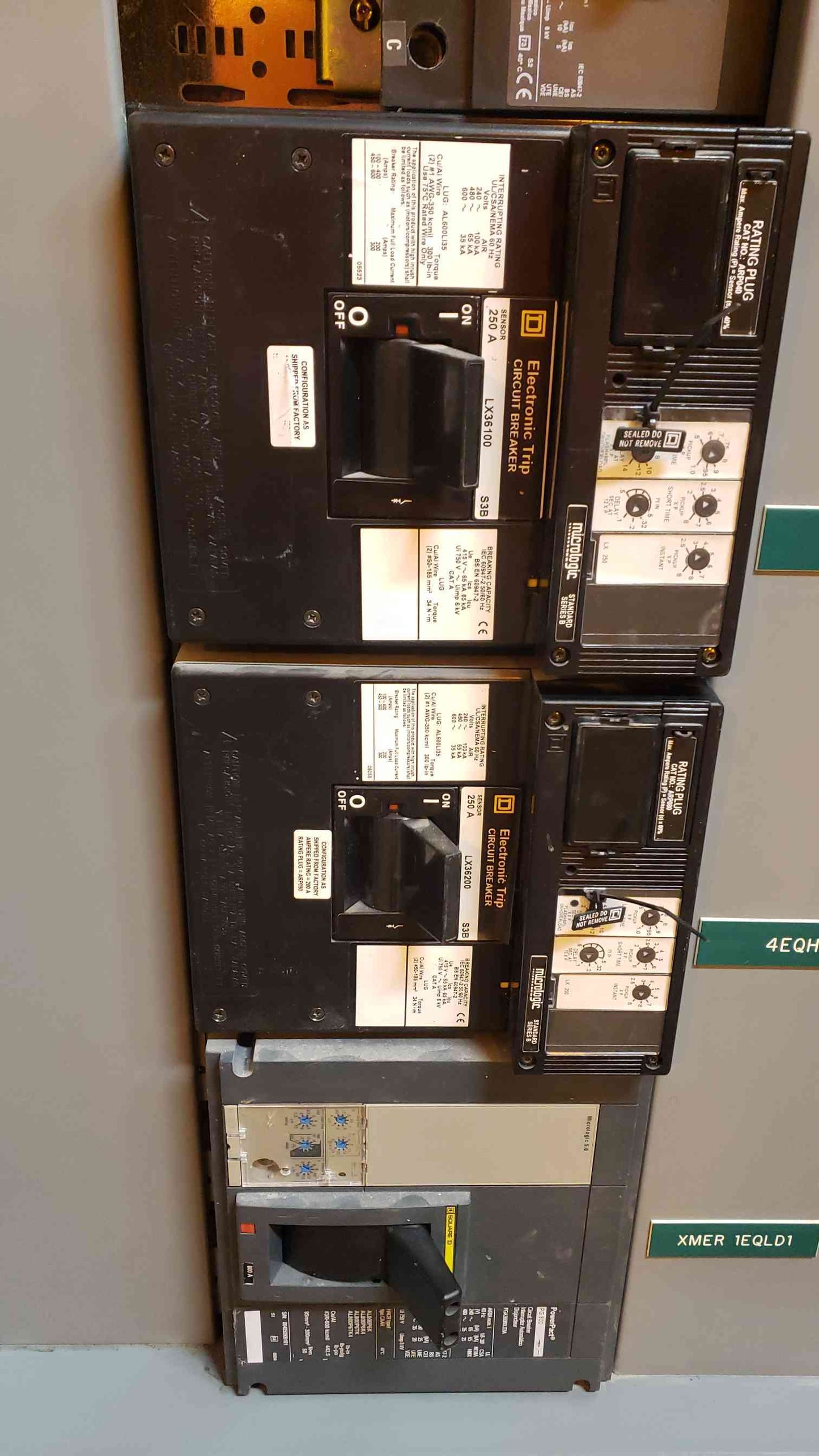 Square D I-Line 800A 120/208V Panelboard with 27 Installed Breakers (101271)(101271)