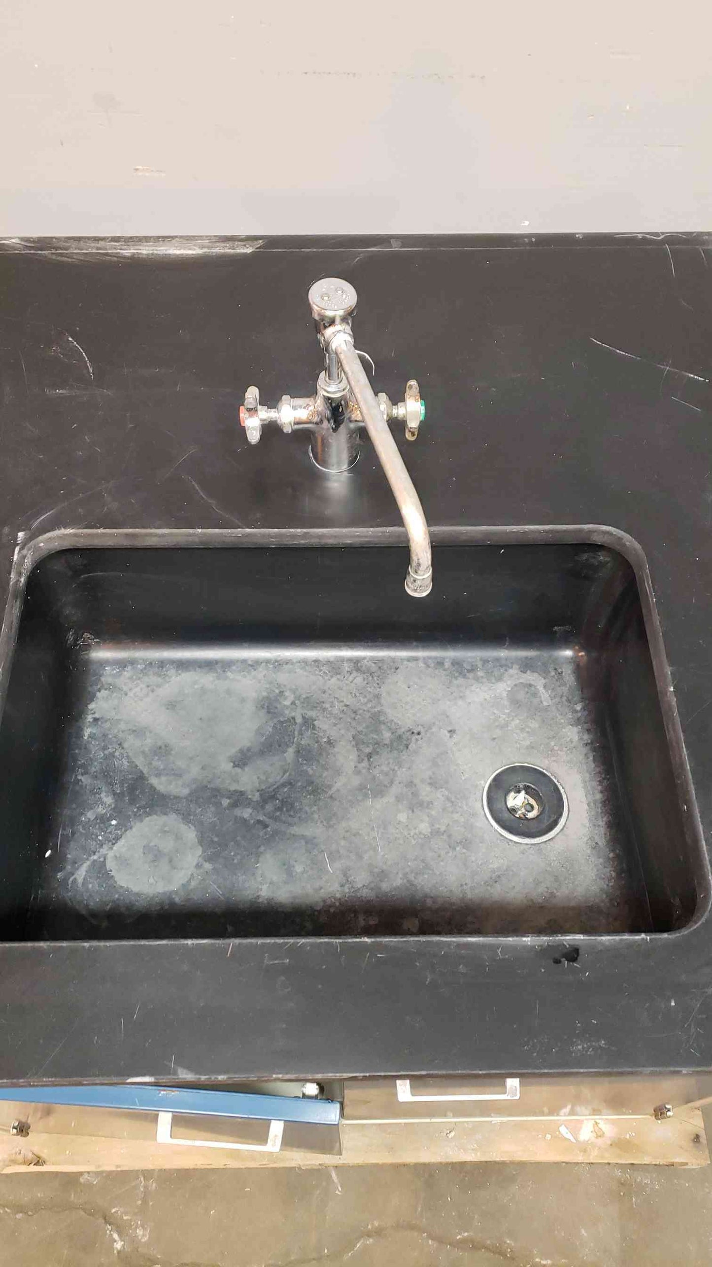 Fisher Hamilton 3'6" Lab Sink Bundle Basin Epoxy Casework (SKU: 5021AA)(5021AA)