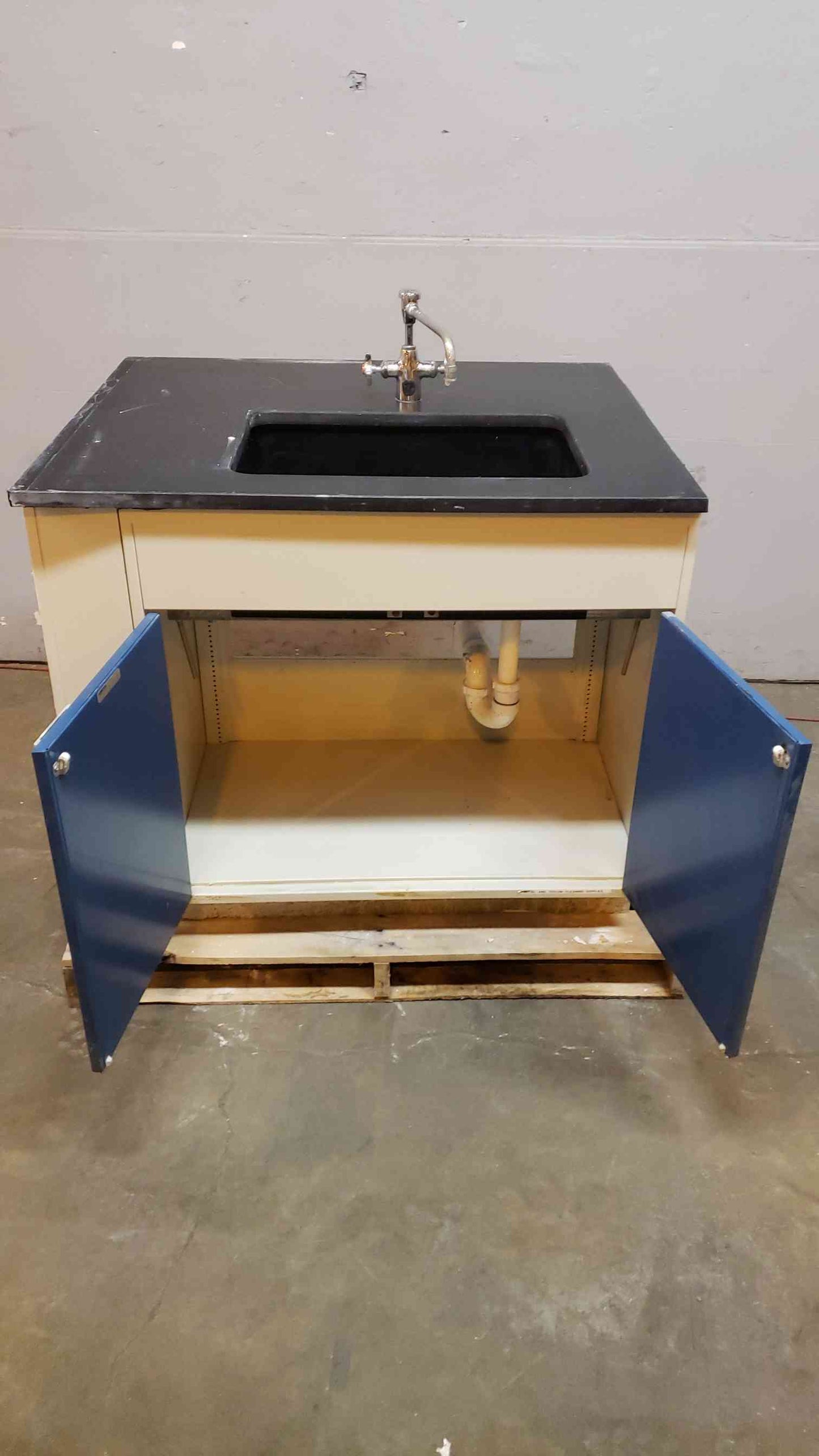Fisher Hamilton 3'6" Lab Sink Bundle Basin Epoxy Casework (SKU: 5021AA)(5021AA)