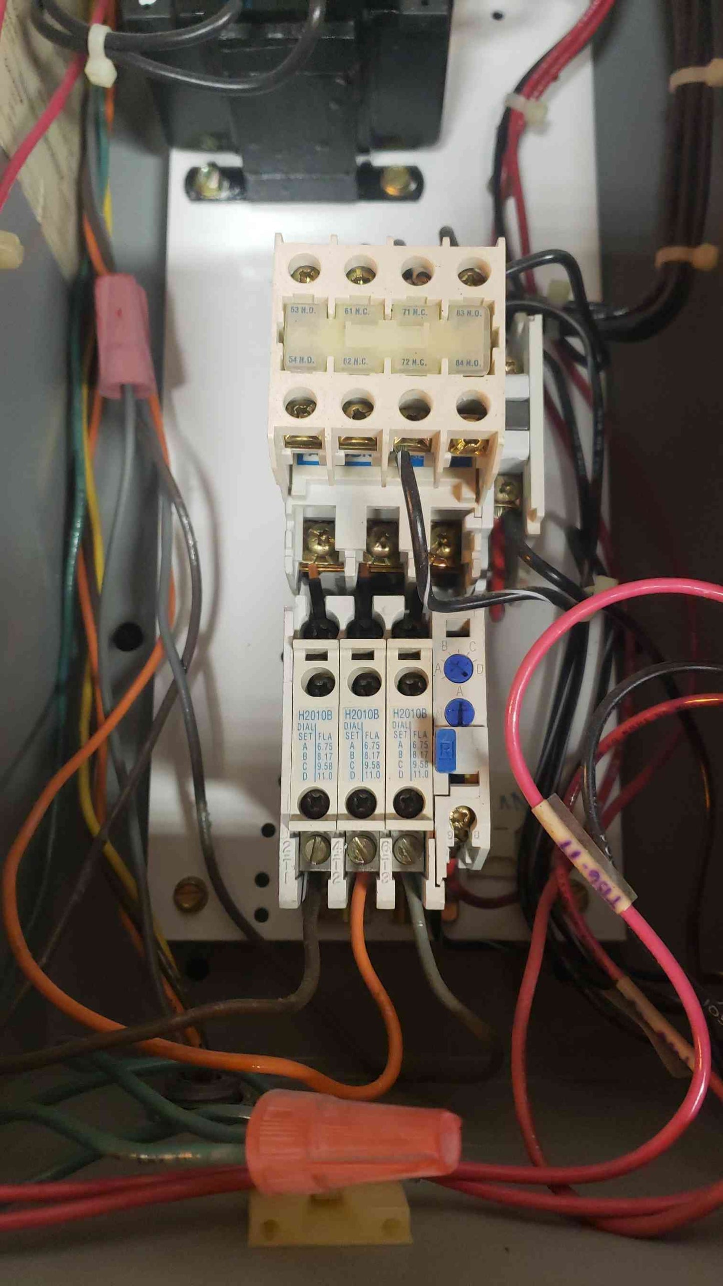 Cutler-Hammer Type 1 Enclosure ECN1801BKB Combination Motor Controller (SKU: 1604AA)(1604AA)