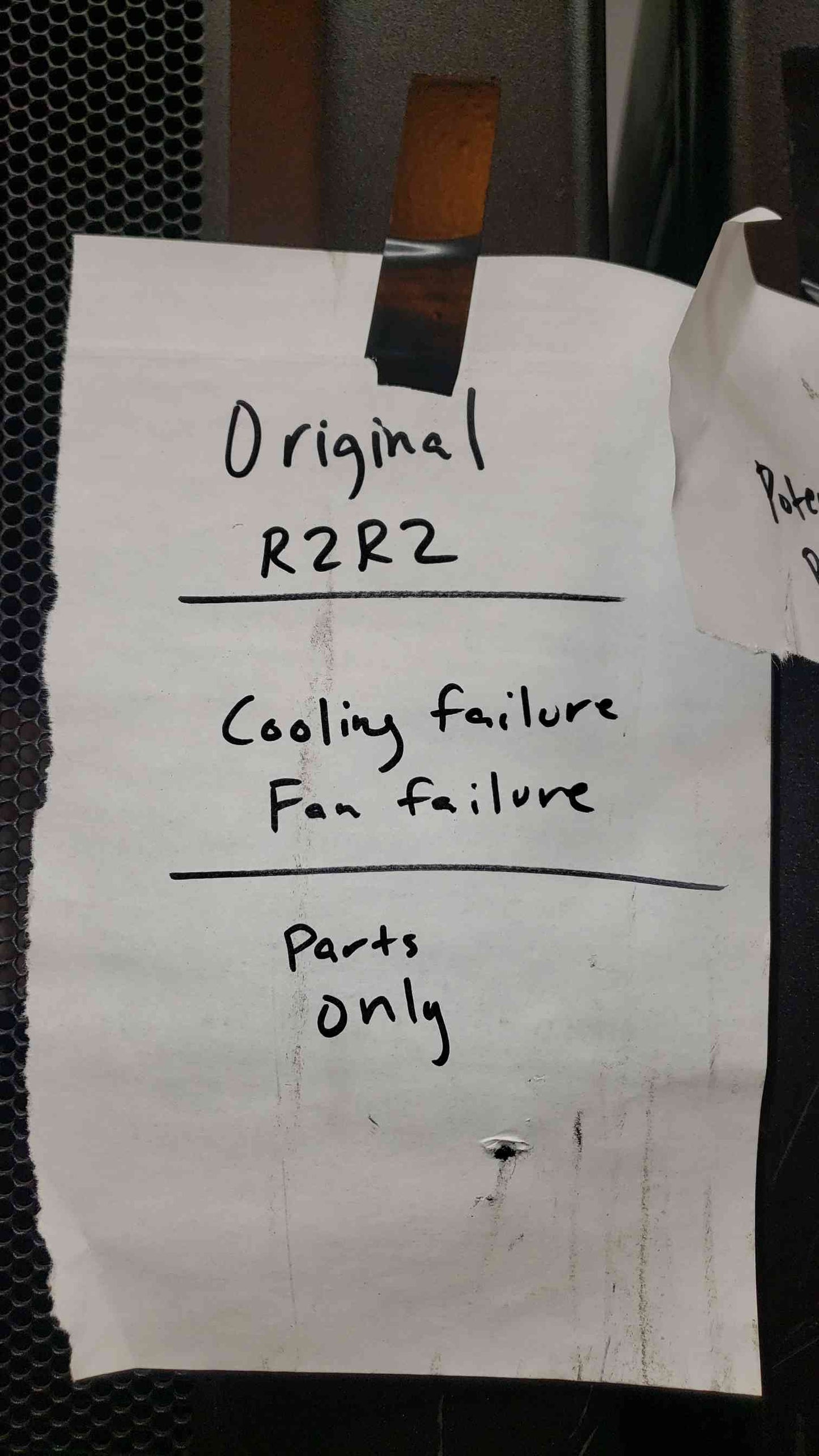 APC InRow Cooling System ACRC502 PARTS ONLY (SKU: 3589AA)(3589AA)