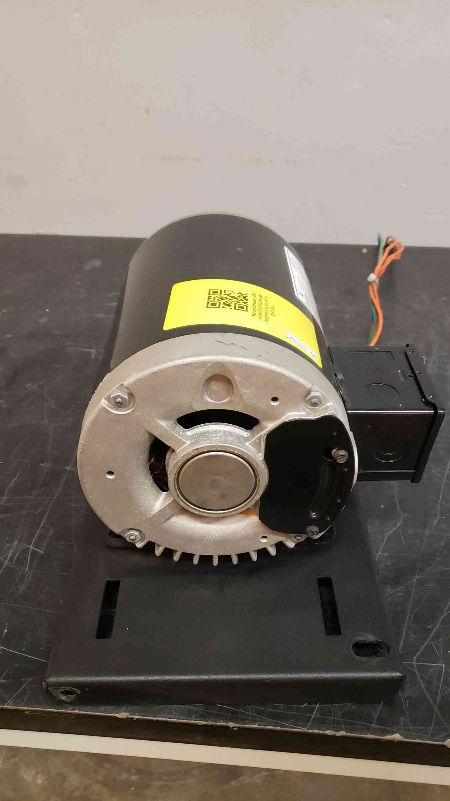 1 1/2 HP Emerson 230/460V Air Over Motor P63PYDCL3128 (SKU: 4561AA)(4561AA)