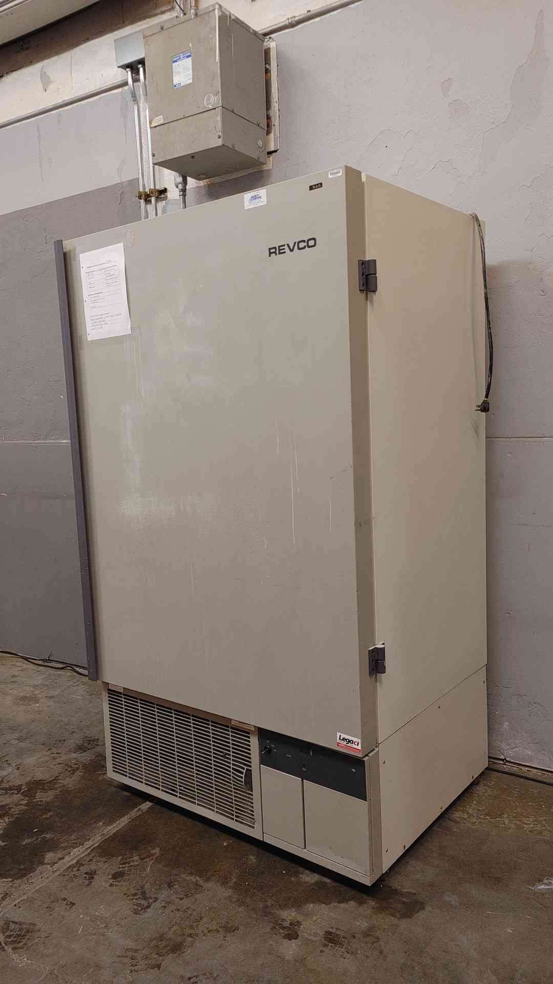 REVCO ULT2586-3-A34 Ultra Low Temp Freezer AS-IS Doesnt Fully Cool Need Charge (3124AA)(3124AA)
