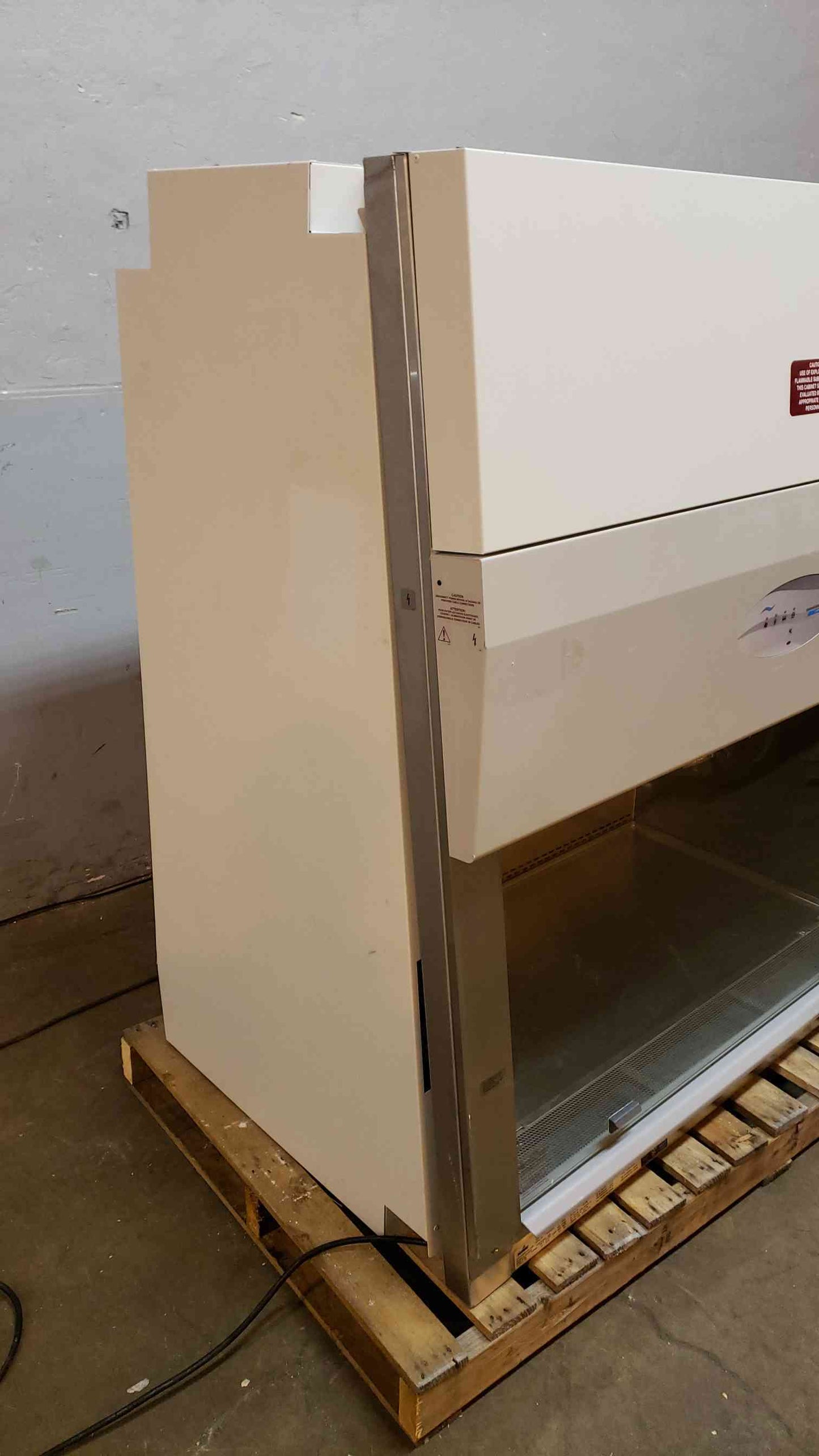 Labgard Class II Type A2 Biological Safety Cabinet (SKU: 5066AA)(5066AA)
