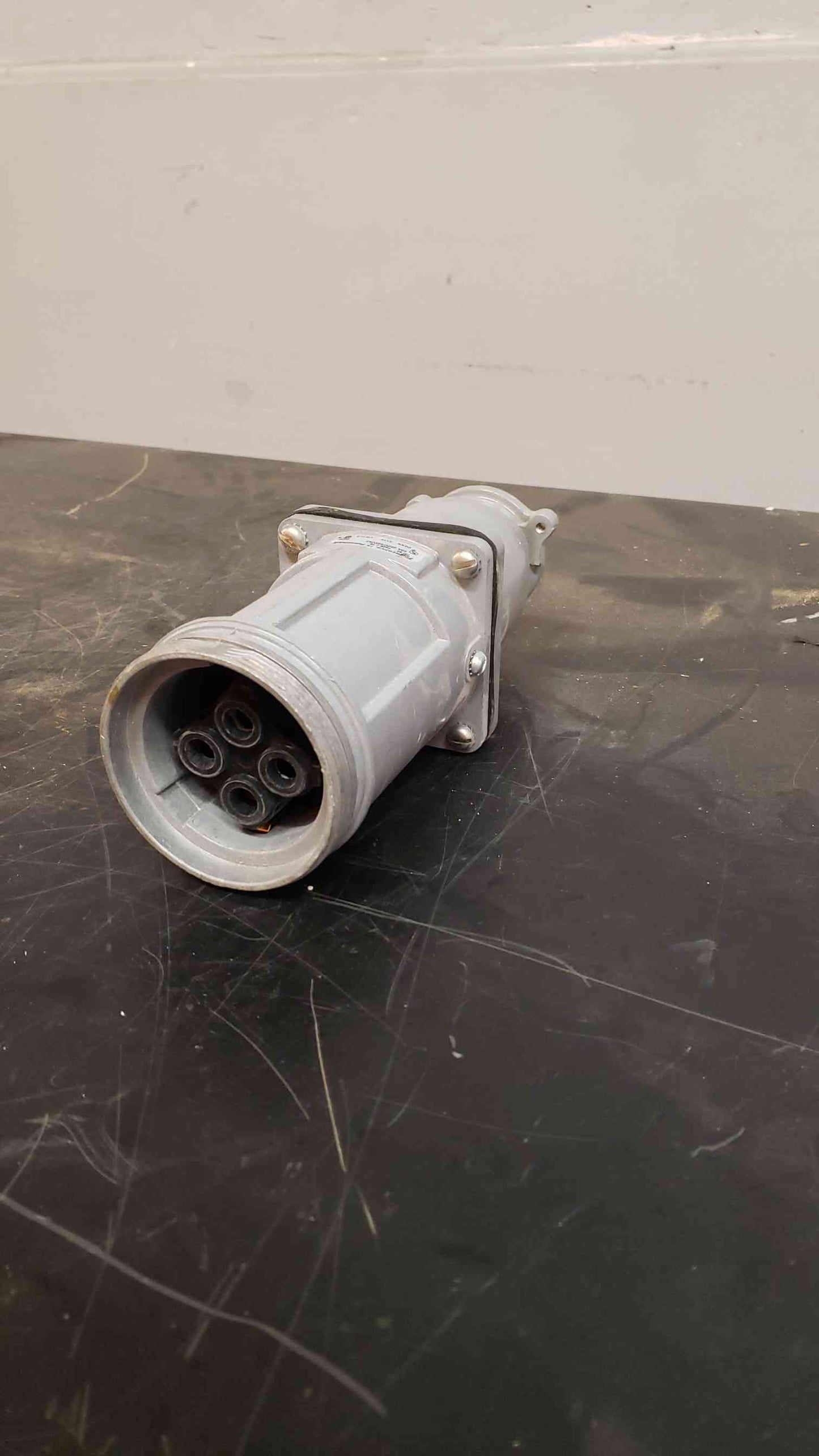 *Pickup Only* Russellstoll 60A 250V 600VAC PLUG 7428-78 (SKU:5573AA)(5573AA)