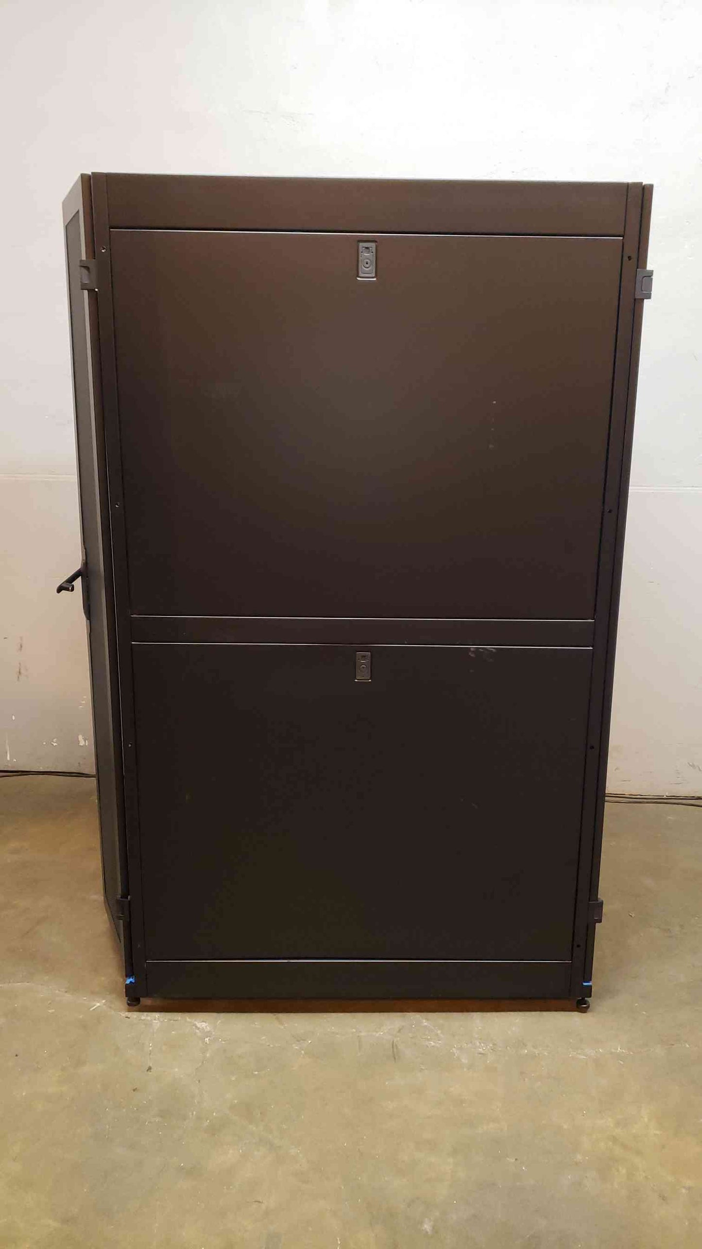 42U Wide Ortronics Fully Enclosed Server Rack (SKU: 5587AA)(5587AA)