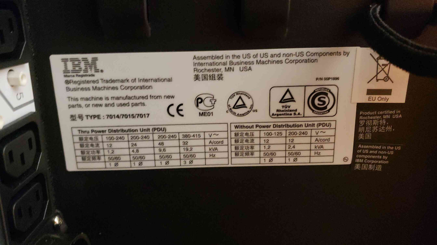 IBM 42U Fully Enclosed Server Rack Cabinet Rolling (SKU: 5592AA)(5592AA)