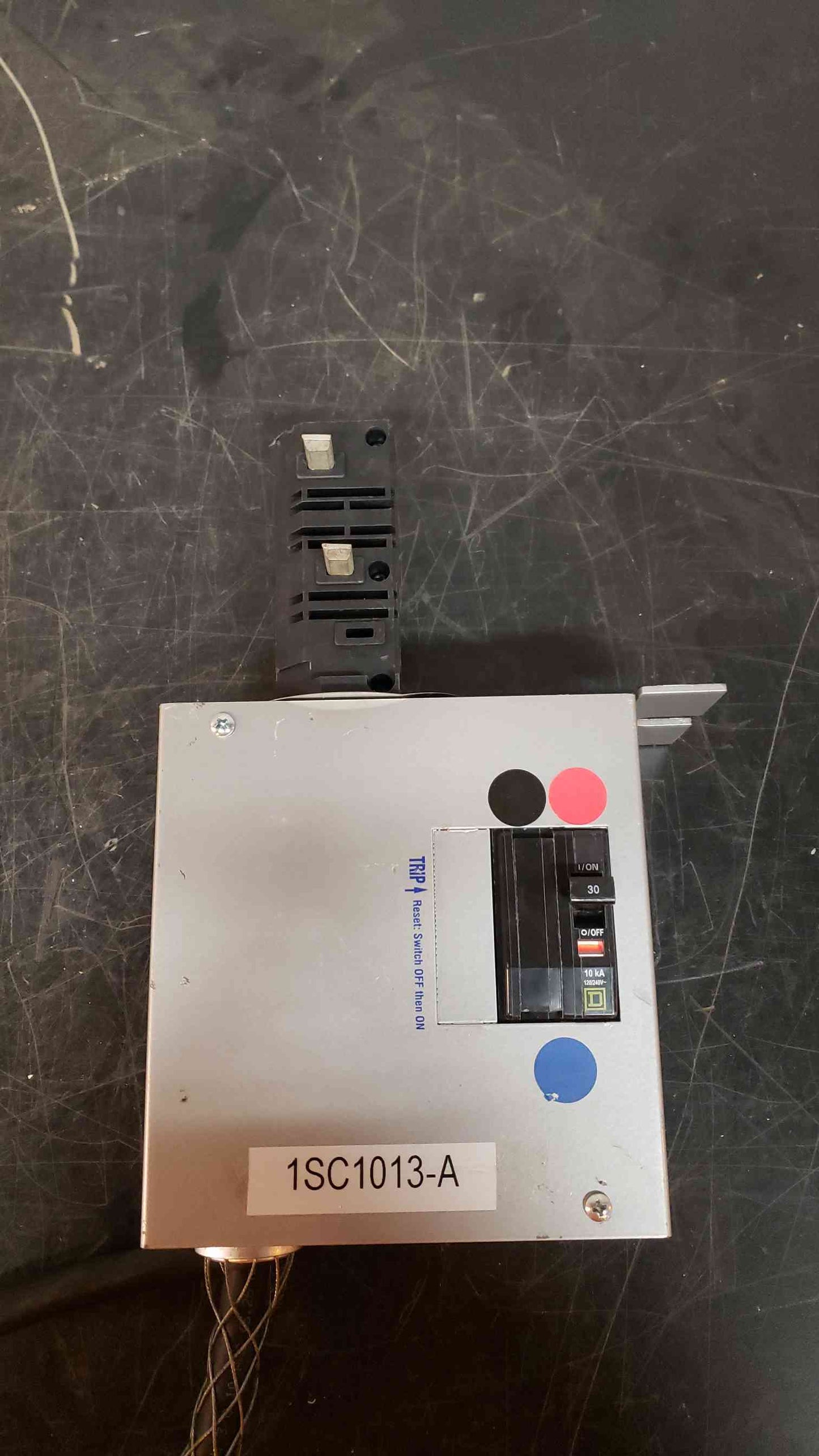 Starline 25A Busway Tap Box CBDCT5E1225L630R4 (SKU:13992AA)(13992AA)