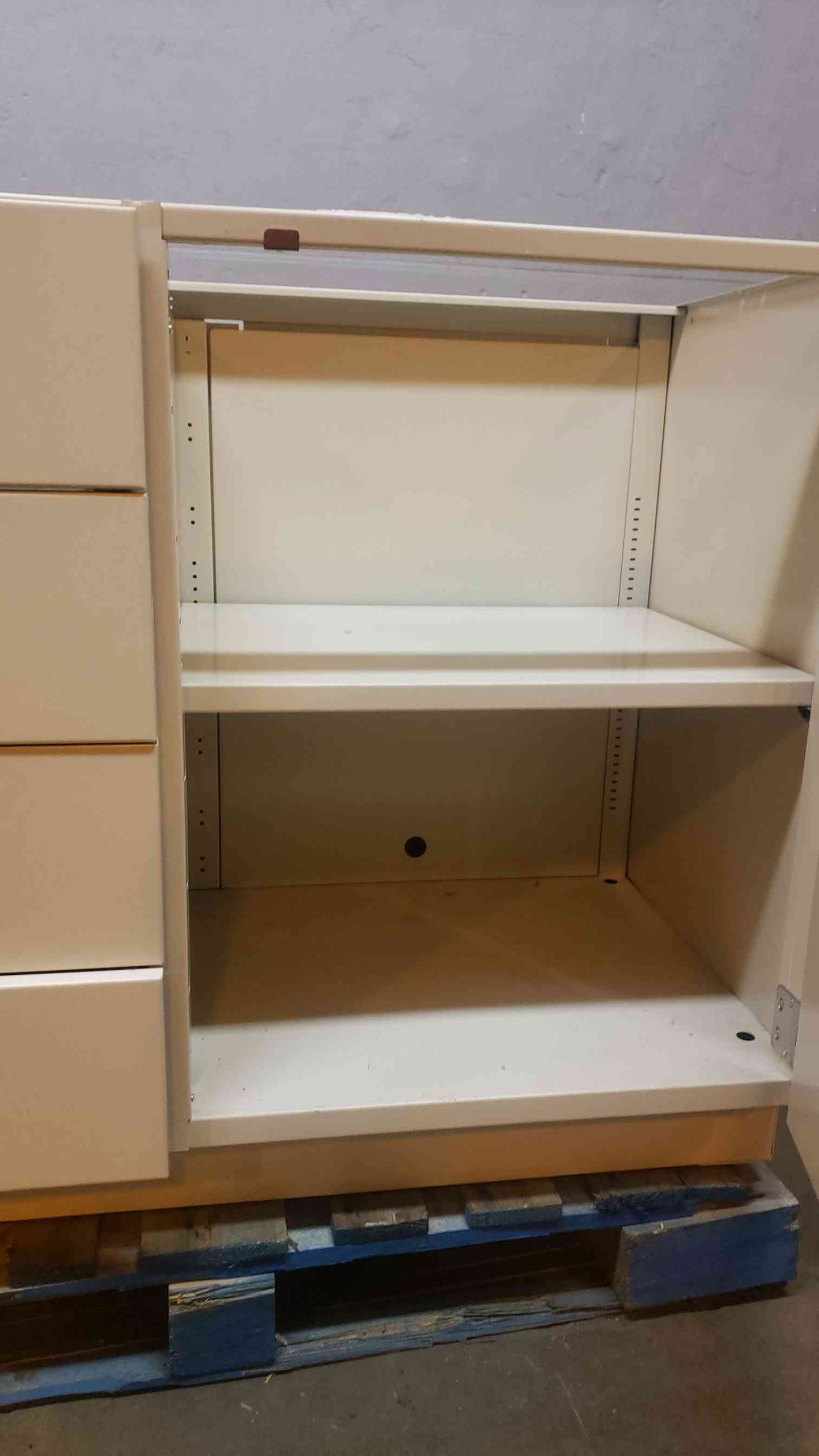 4' Jamestown Casework Cabinet (SKU:14004AA)(14004AA)