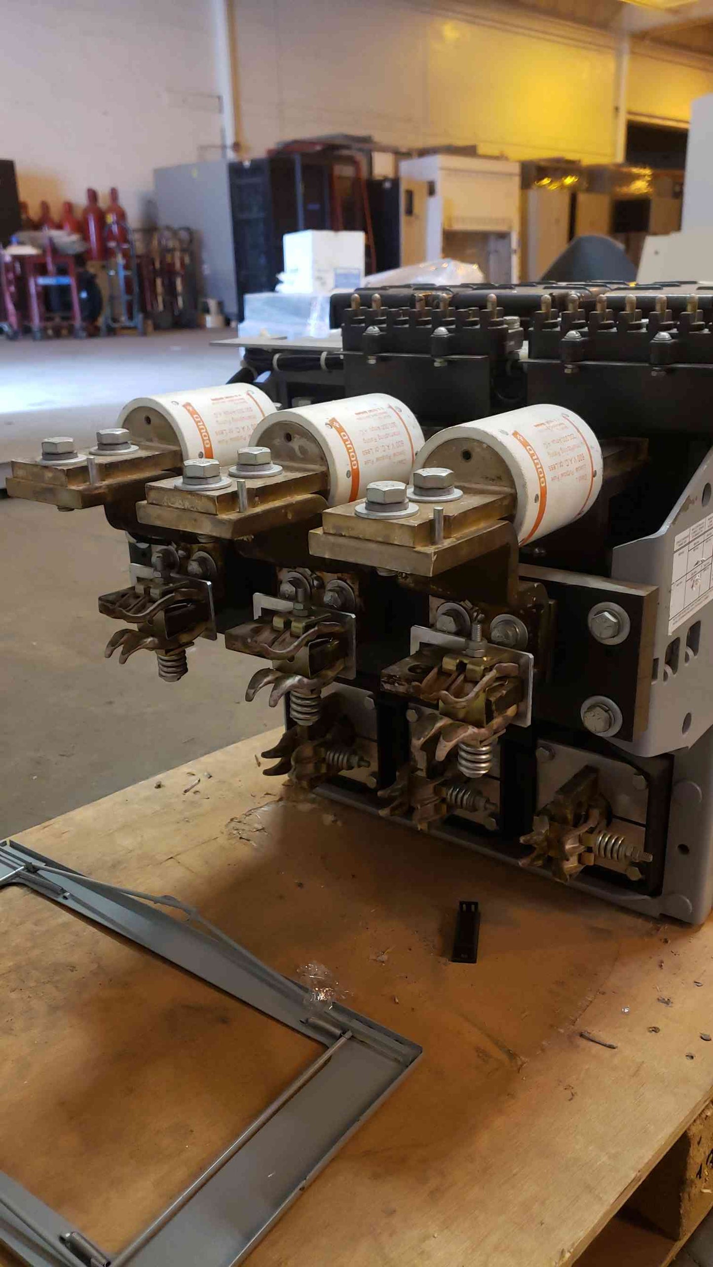800A GE F Low Voltage Power Circuit Breaker AKRU8D301 (14494AA)(14494AA)