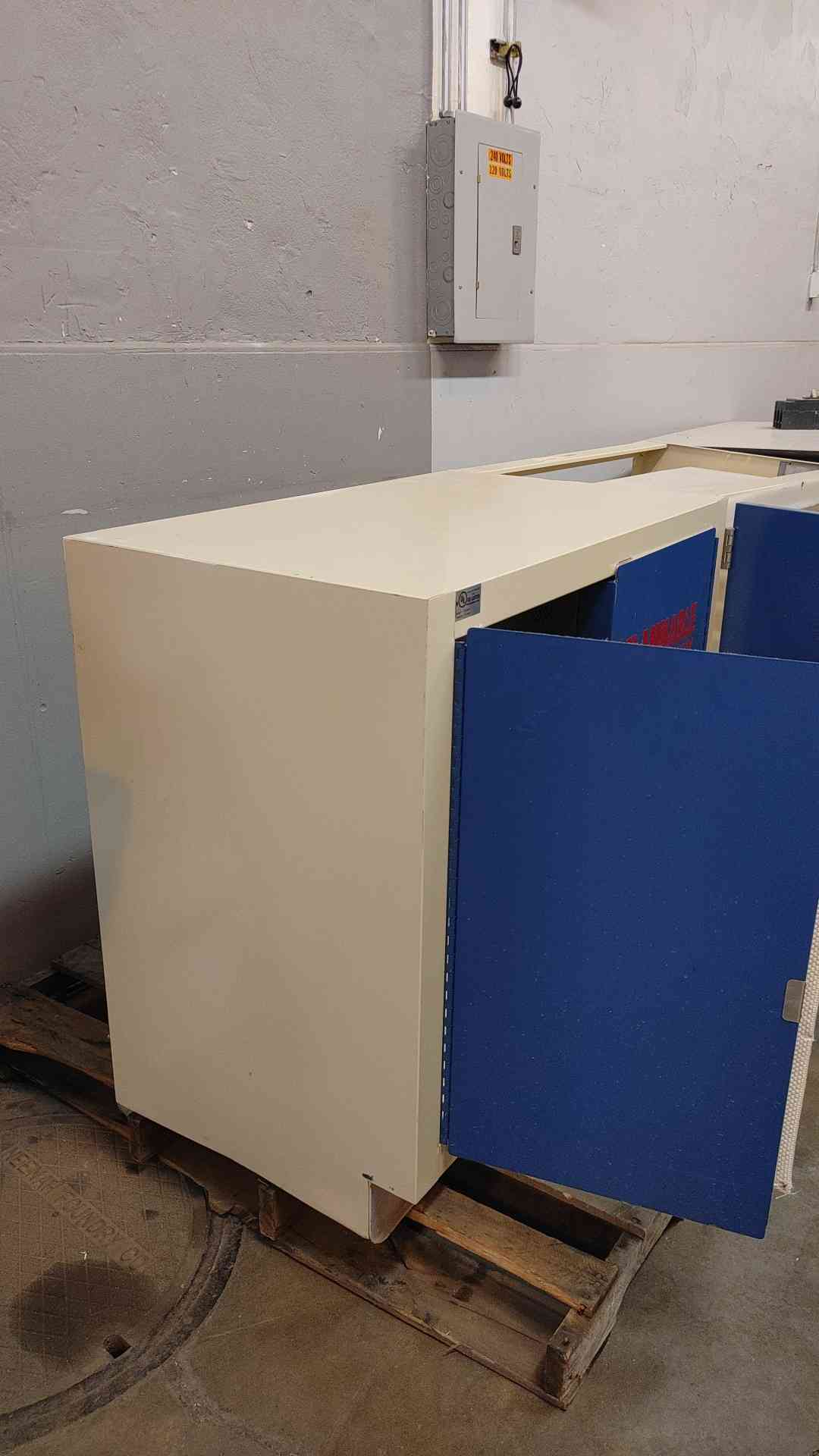 6' Mixed Casework (3624AA)(3624AA)
