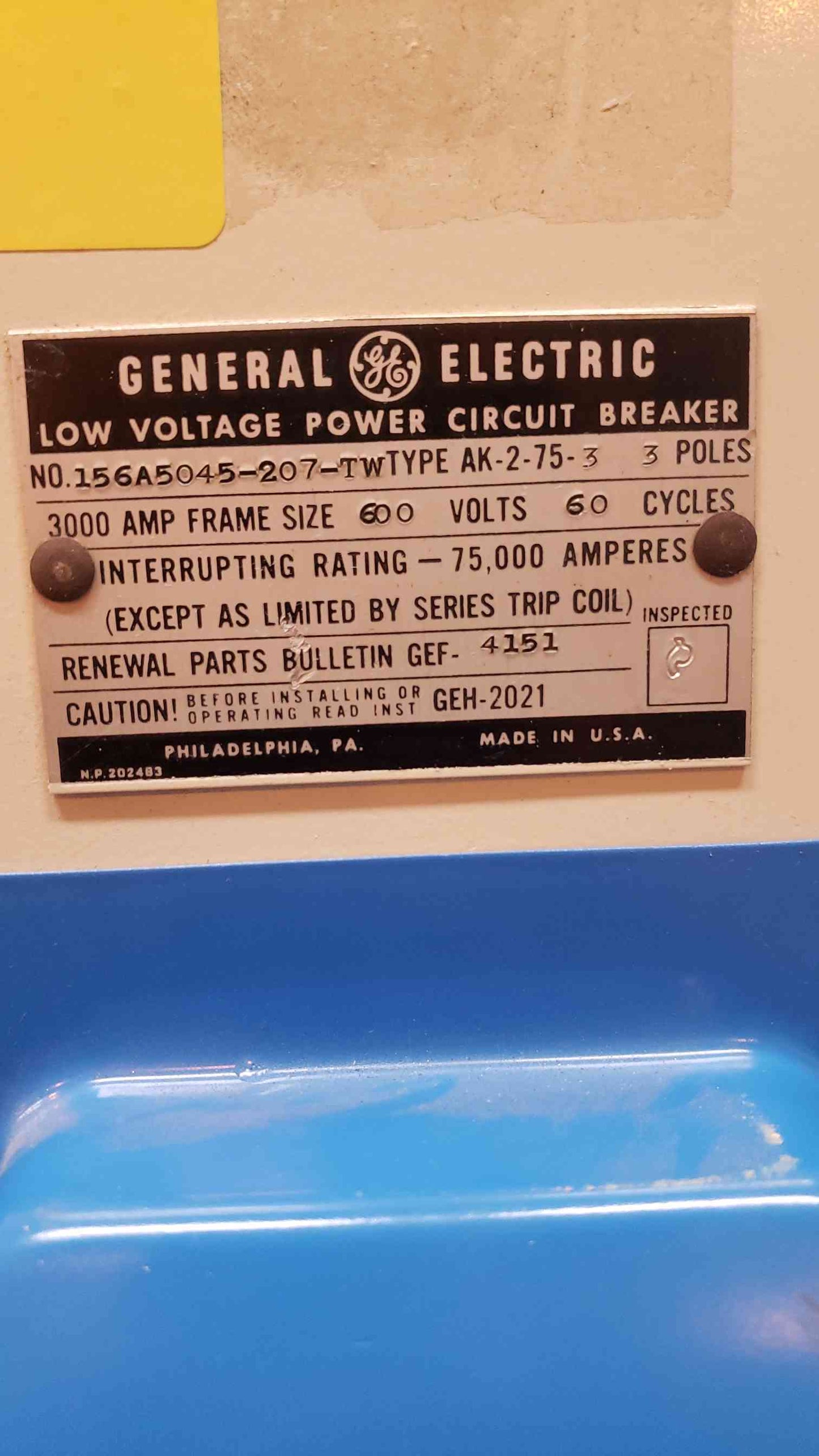 General Electric Low Voltage Power Circuit Breaker 156A5045207TW(14987AA)
