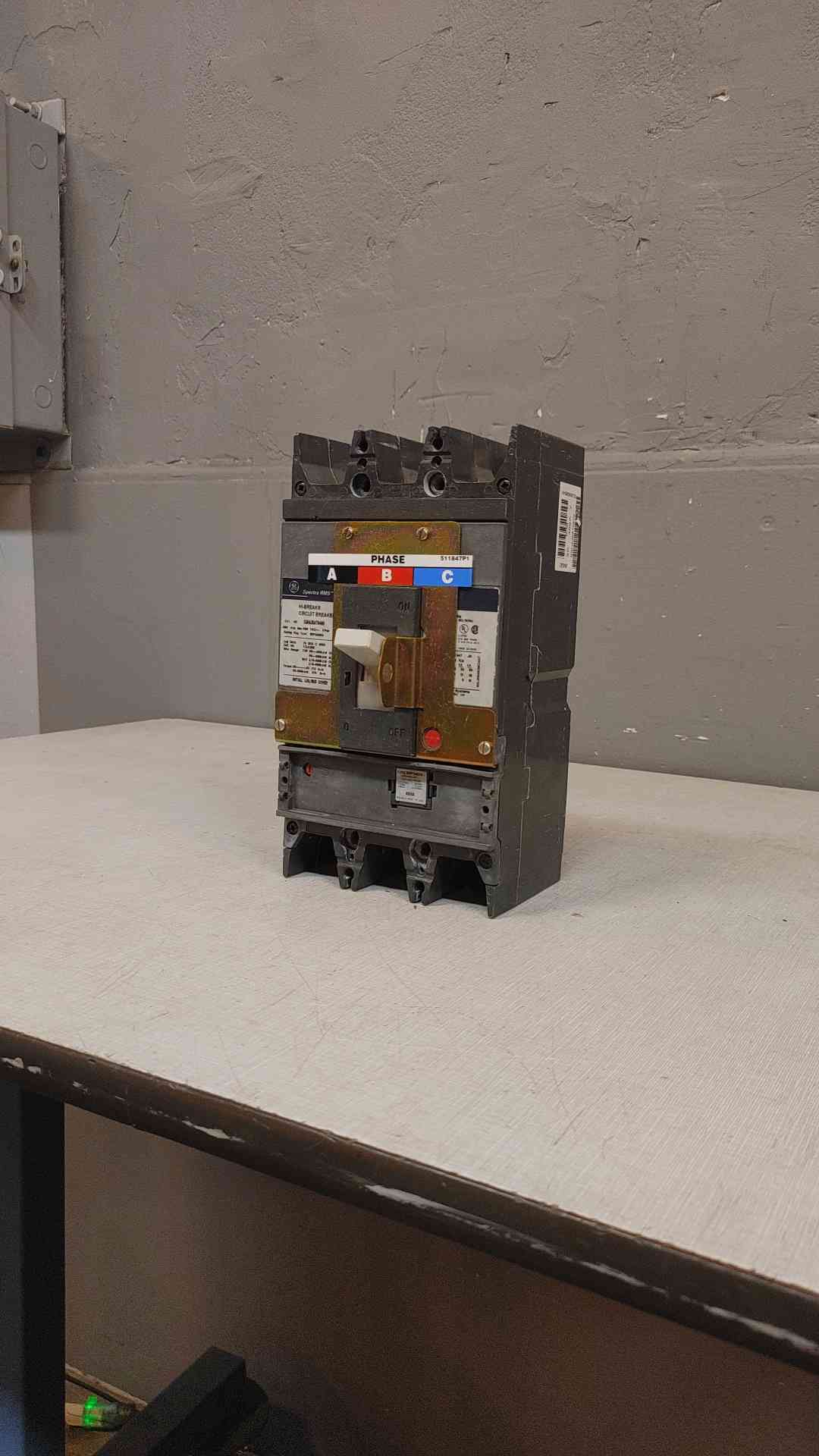 Spectra RMS HiBreak Circuit Breaker 400A SGHA36AT0400 (SKU:3643AA)