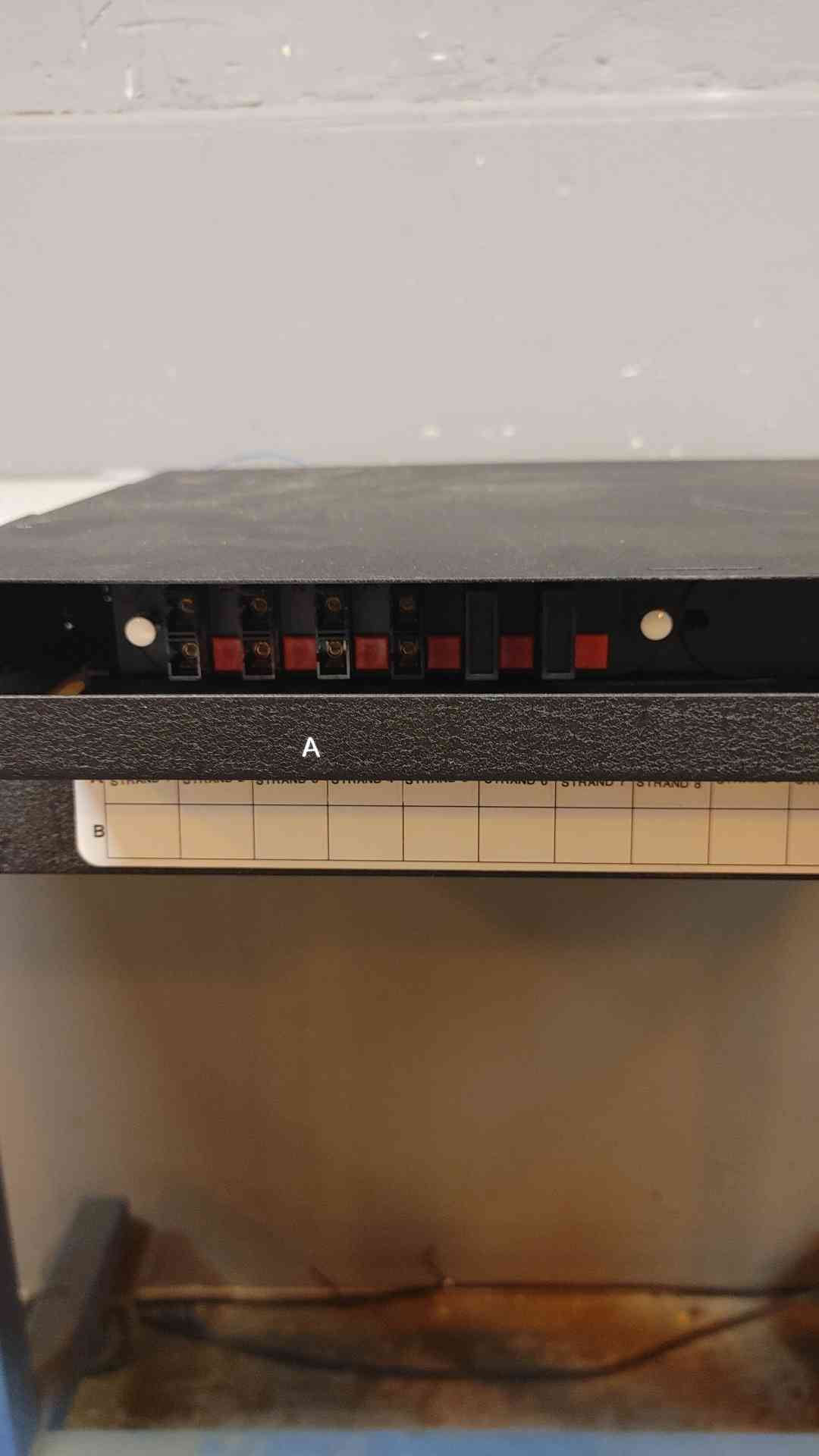 *Pickup Only* Corning Cable Systems Patch Panel CCH-01U(SKU:3646AA)(3646AA)